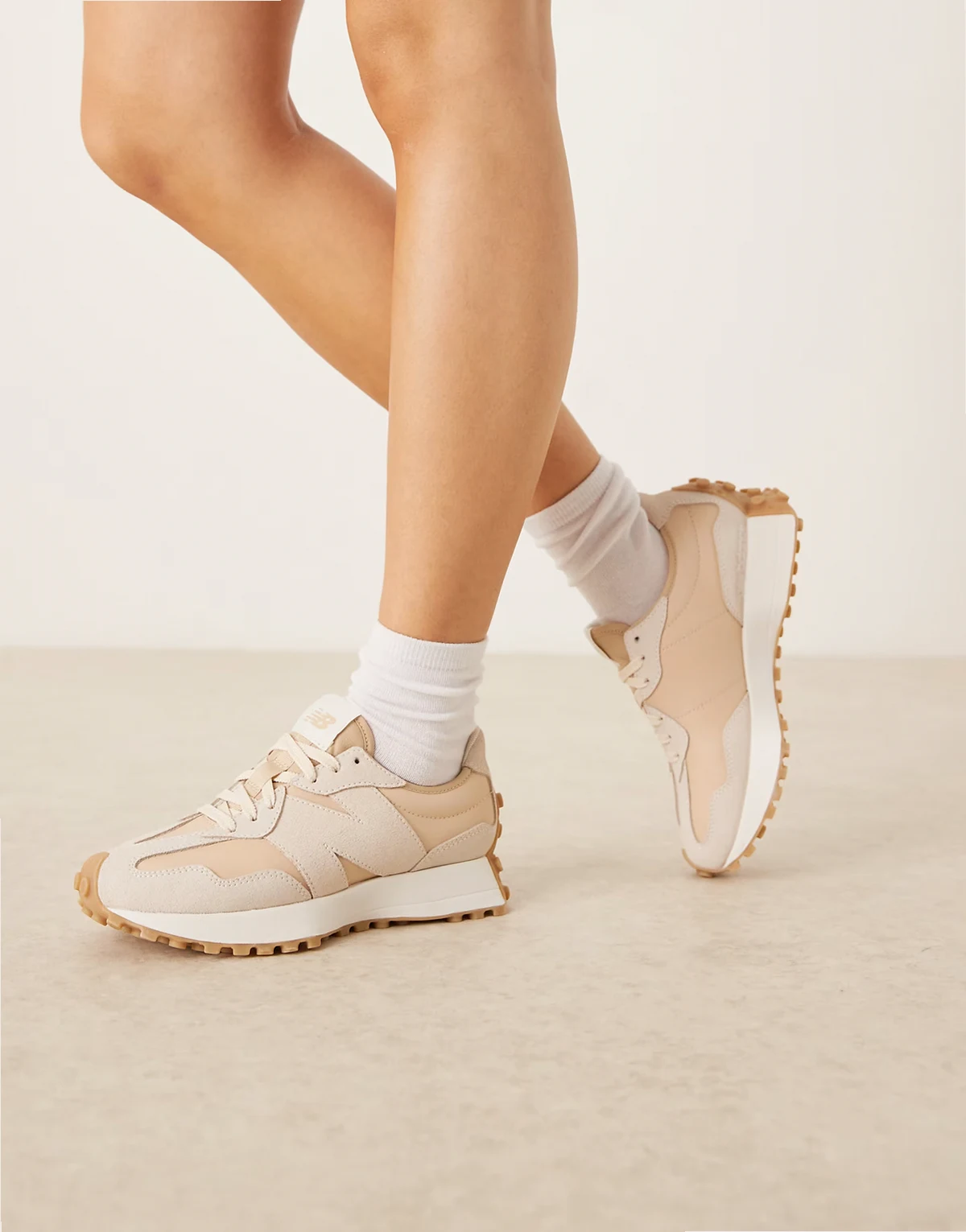 327 sneakers in beige and off-white with gumsole