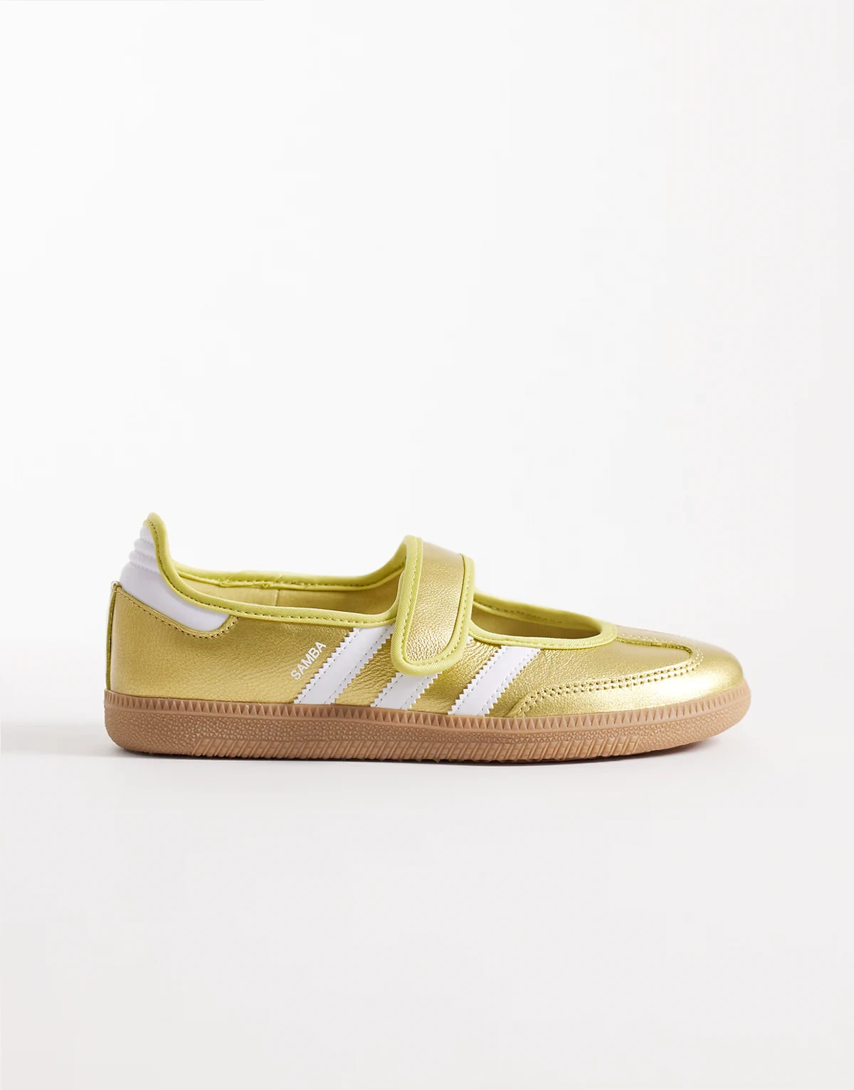 Samba mary janes in gold