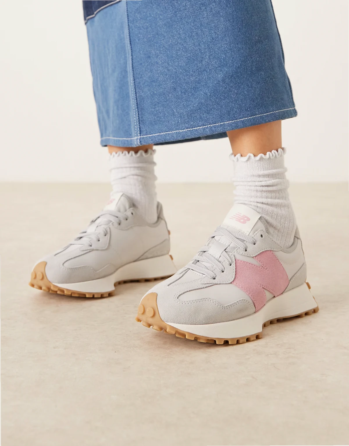 327 sneakers in gray and pink with gumsole