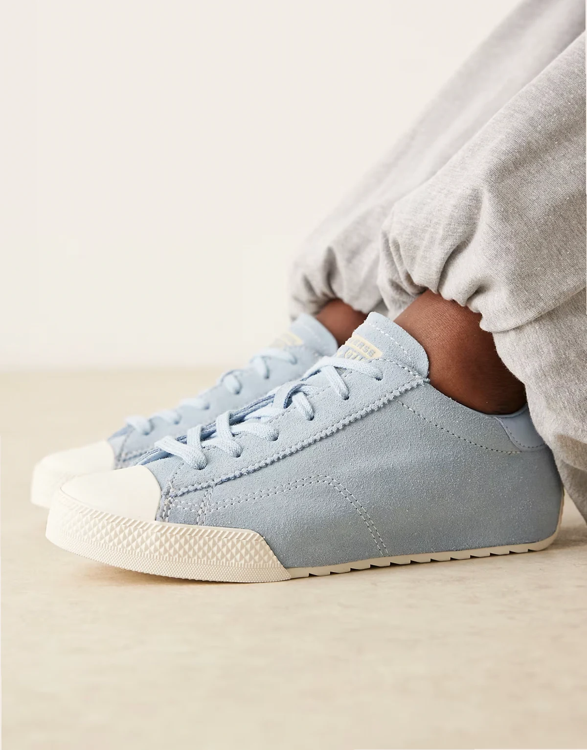 Chuck Lo Pro sneakers in light blue