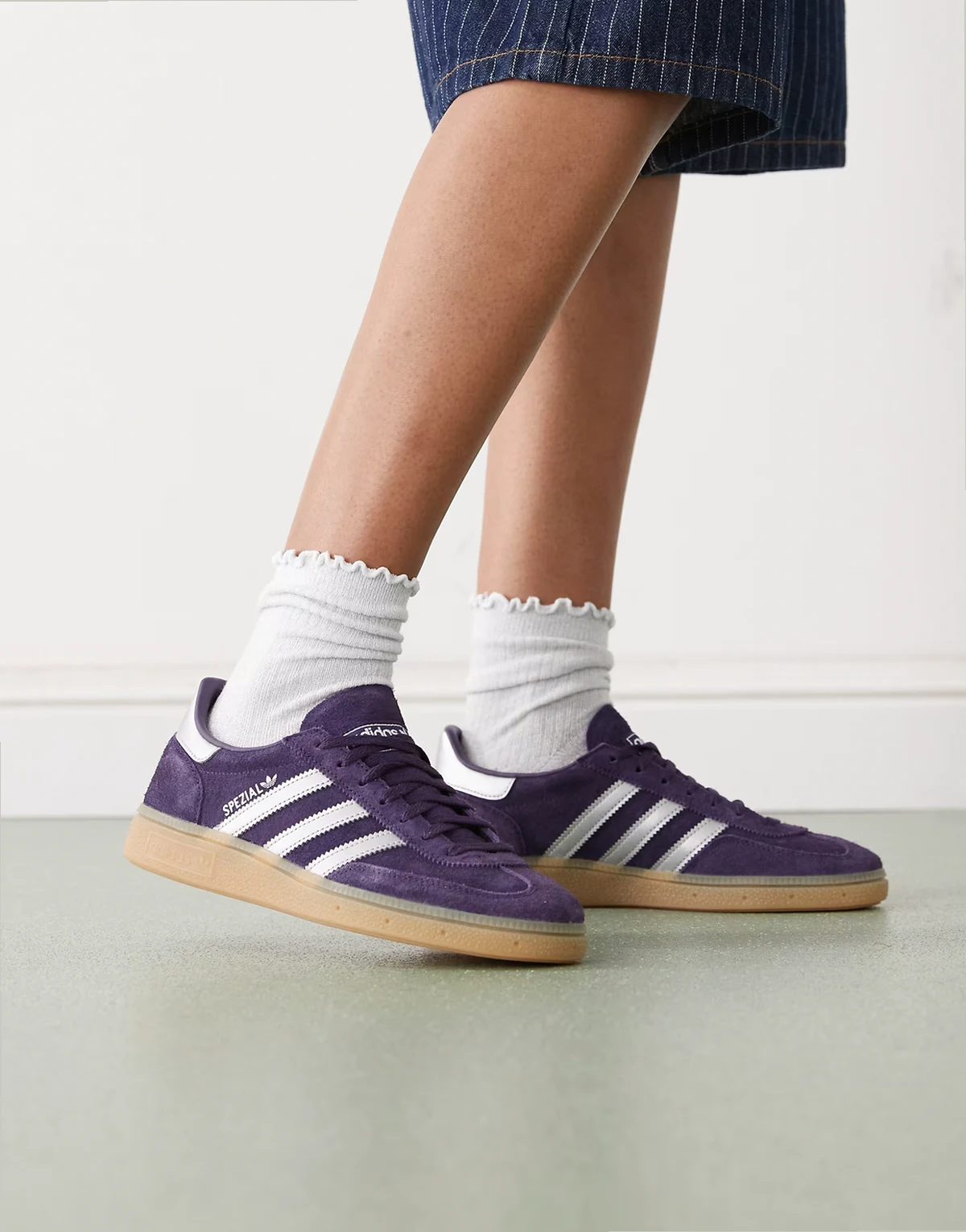 Handball Spezial sneakers in dark purple and silver