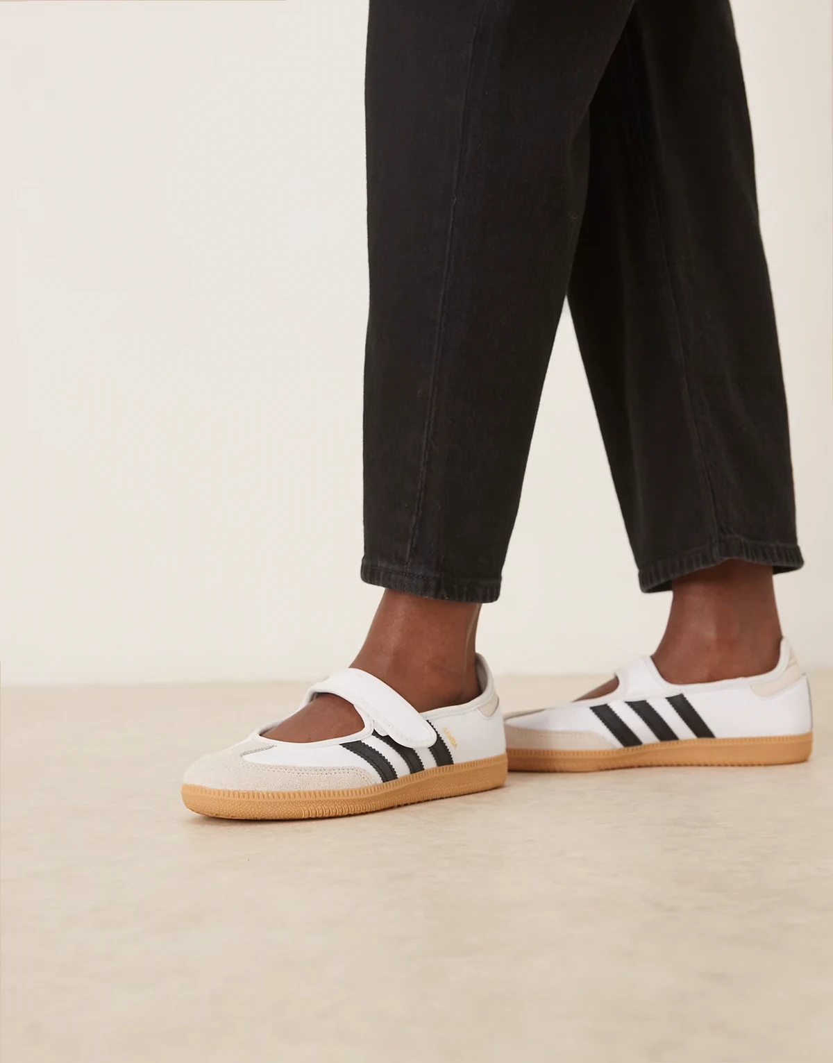 Samba mary jane ballet flats in white and black