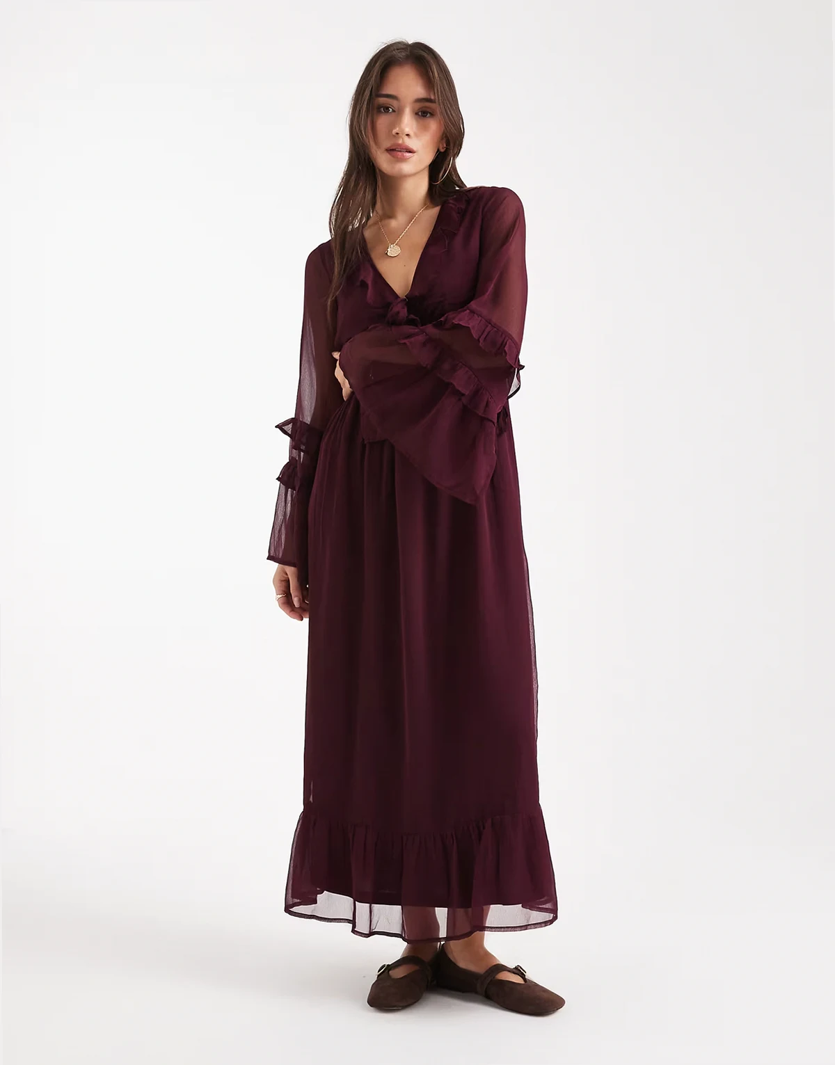 v-neck long sleeve floaty midaxi dress in burgundy