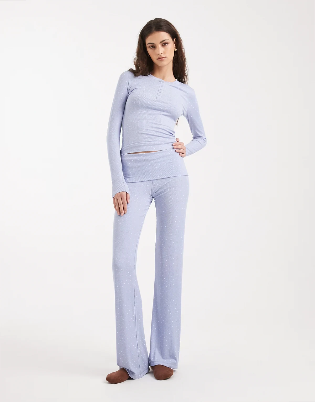 sleep recovery roll waist pants in violet blue spot
