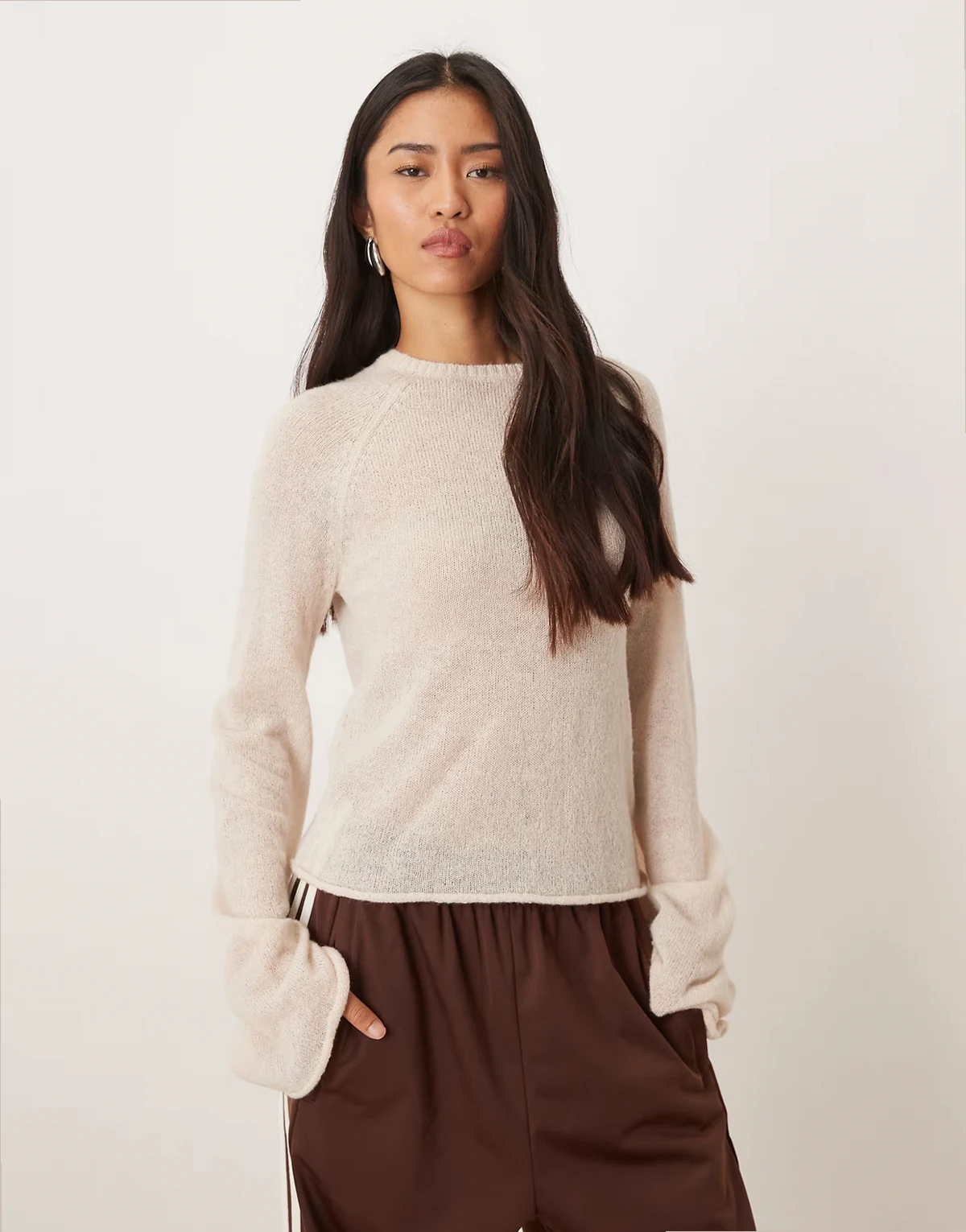 Kaleo roll edge light knit sweater in ecru