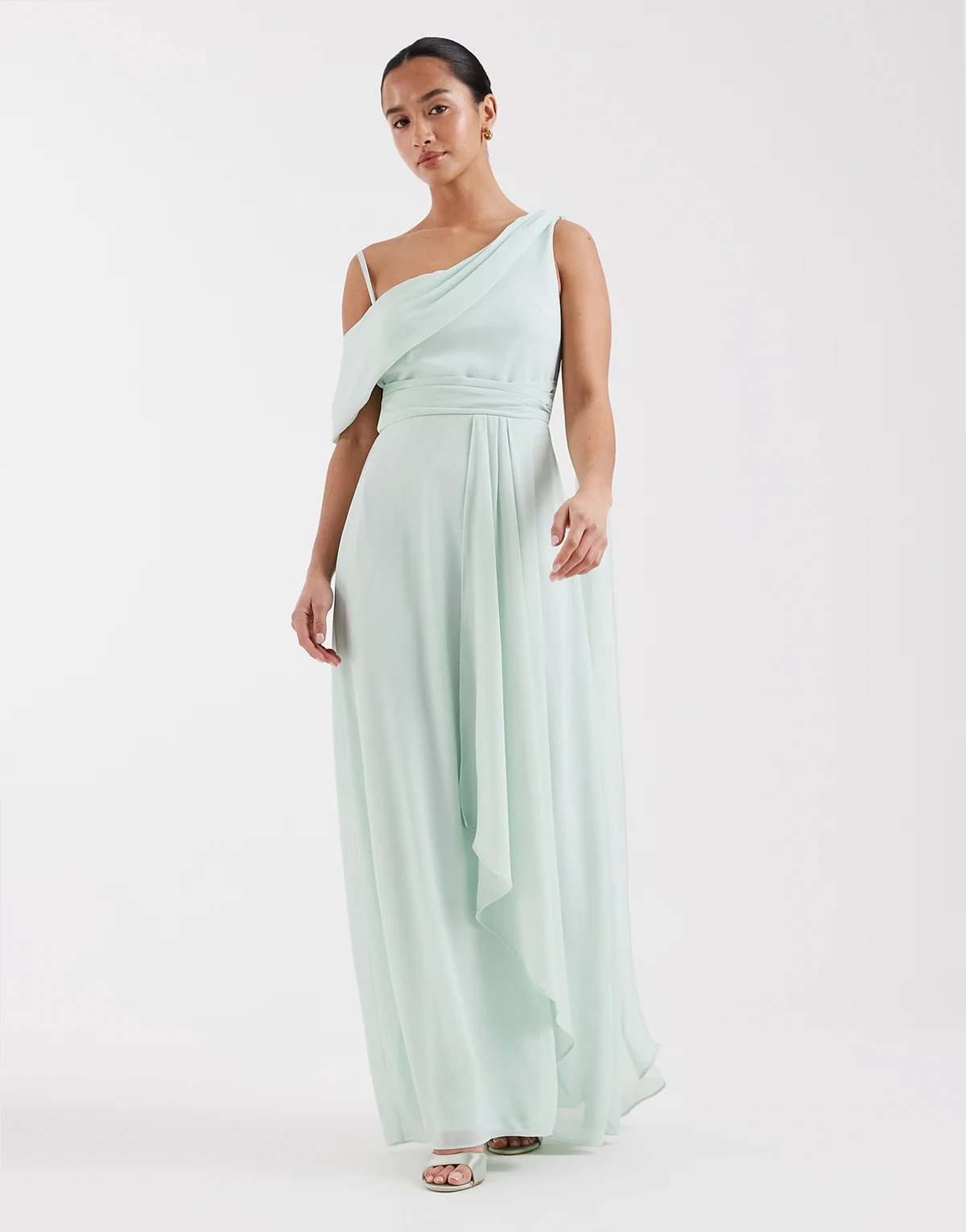 Bridesmaid – Turkusowa szyfonowa sukienka maxi z opadającym ramieniem