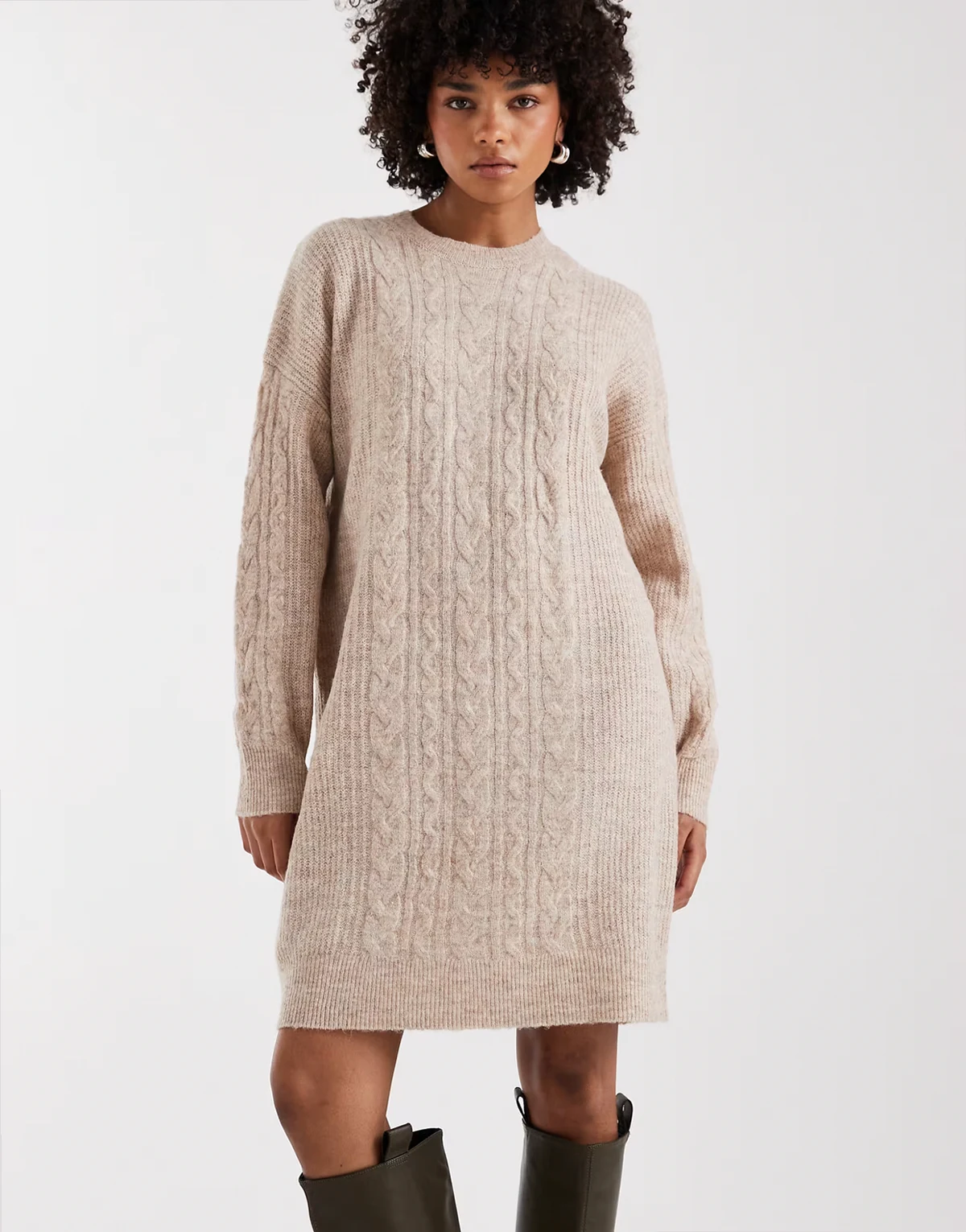 – Mini-Strickkleid in Beige meliert mit Zopfmuster