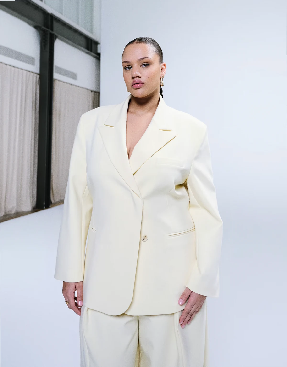 Curve – Zweireihiger Blazer in Gelb
