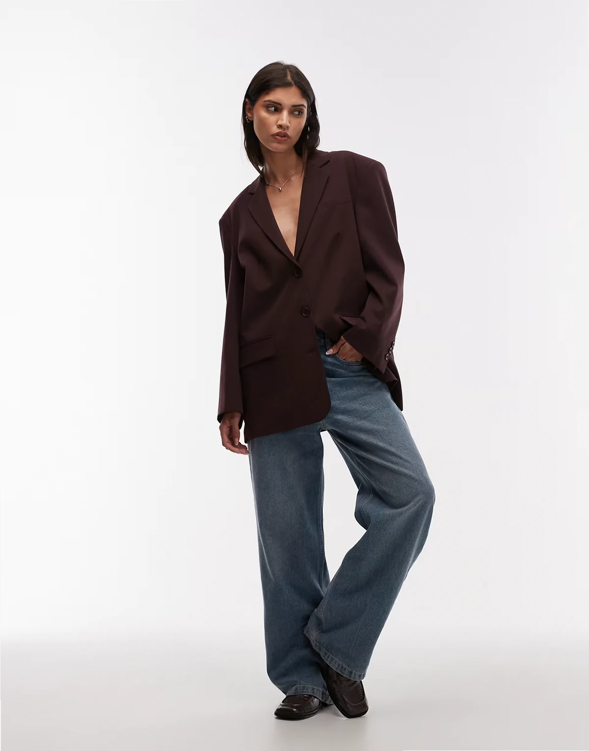 – Einreihiger Oversize-Blazer in Pflaume