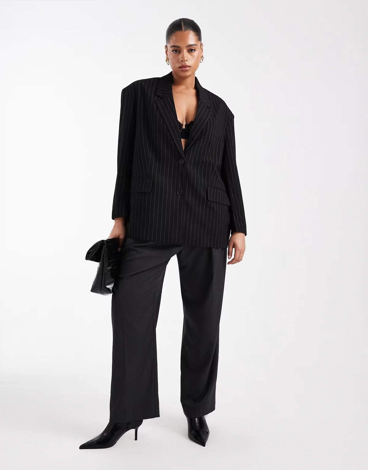 – Oversize-Blazer in Schwarz mit Nadelstreifen