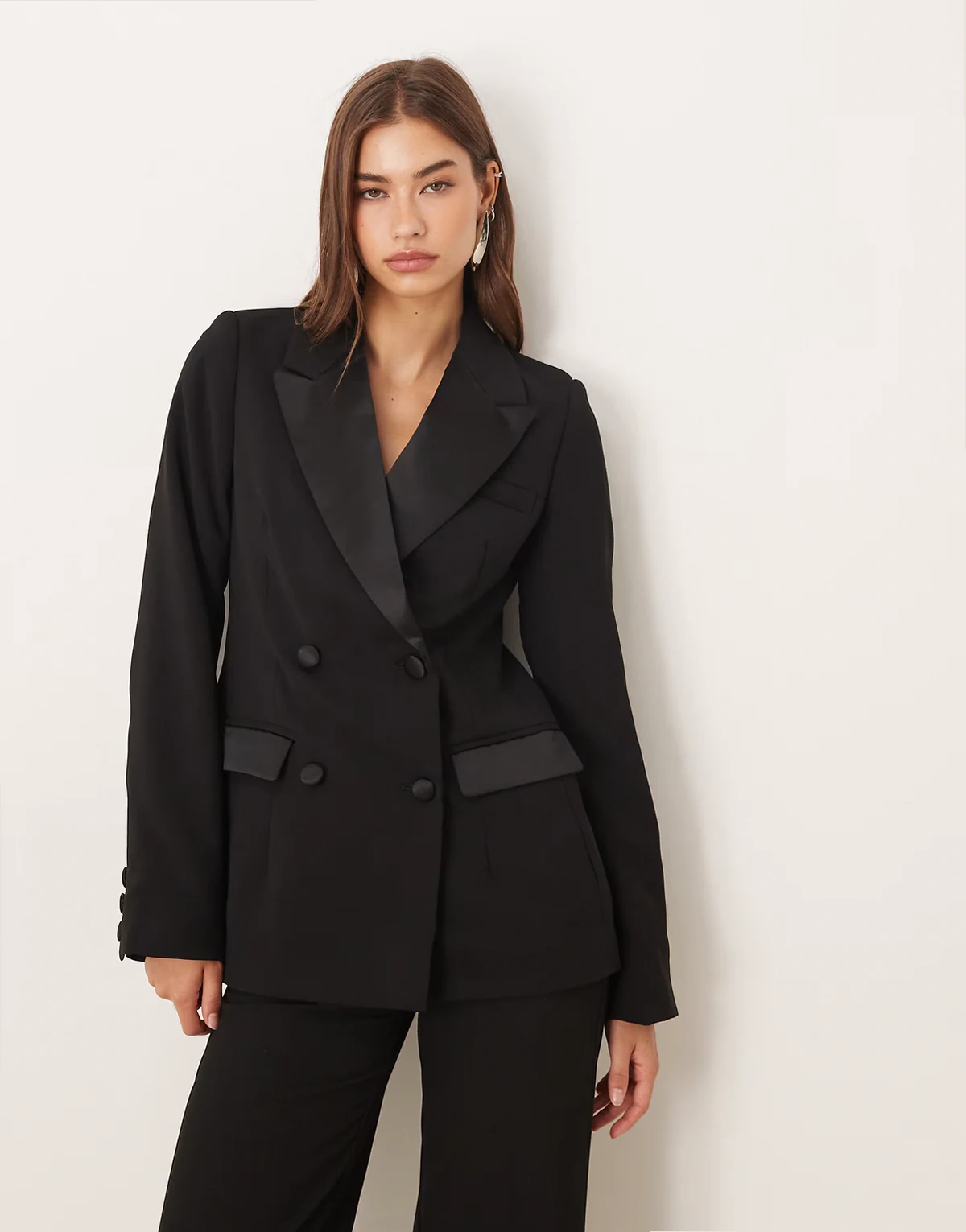 tuxedo blazer in black