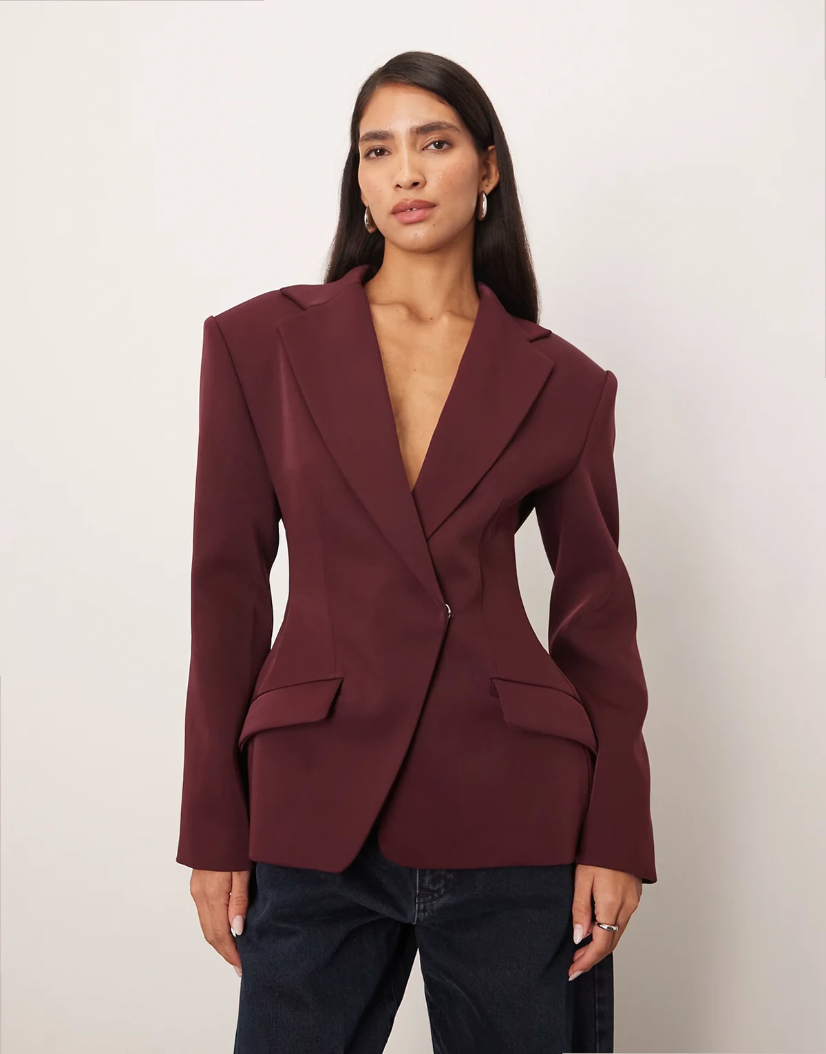– Hochwertiger, eleganter Blazer in Burgunderrot mit tailliertem Schnitt