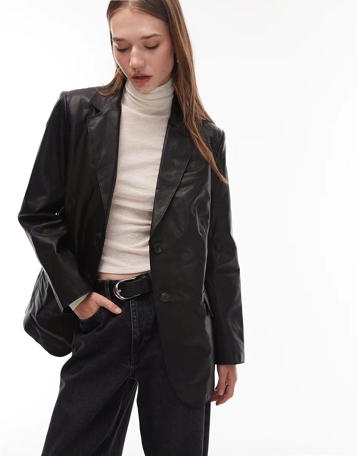 Arna leather blazer in black