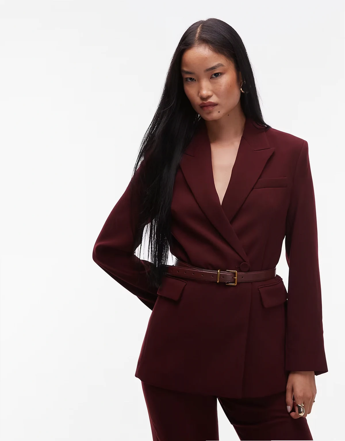– Blazer in Burgunderrot mit überkreuztem Design mit Knopf, Kombiteil