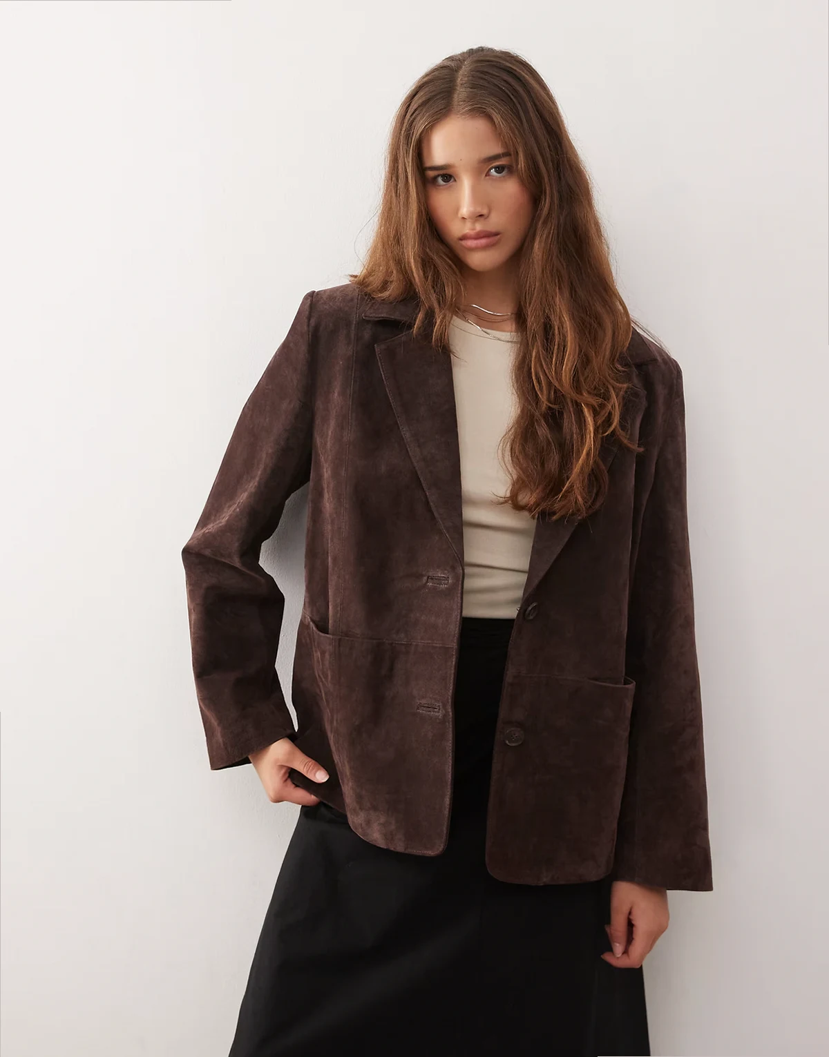 – Oversize-Blazer aus echtem Wildleder in Schokobraun