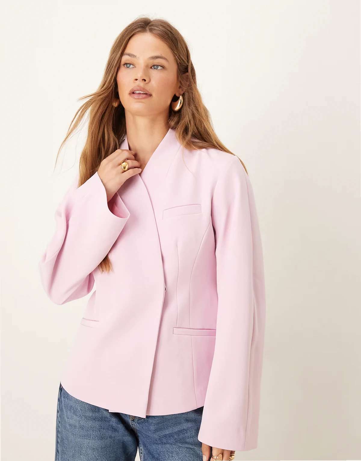 – Eleganter, kragenloser Blazer in Rosa mit Cocoon-Ärmeln