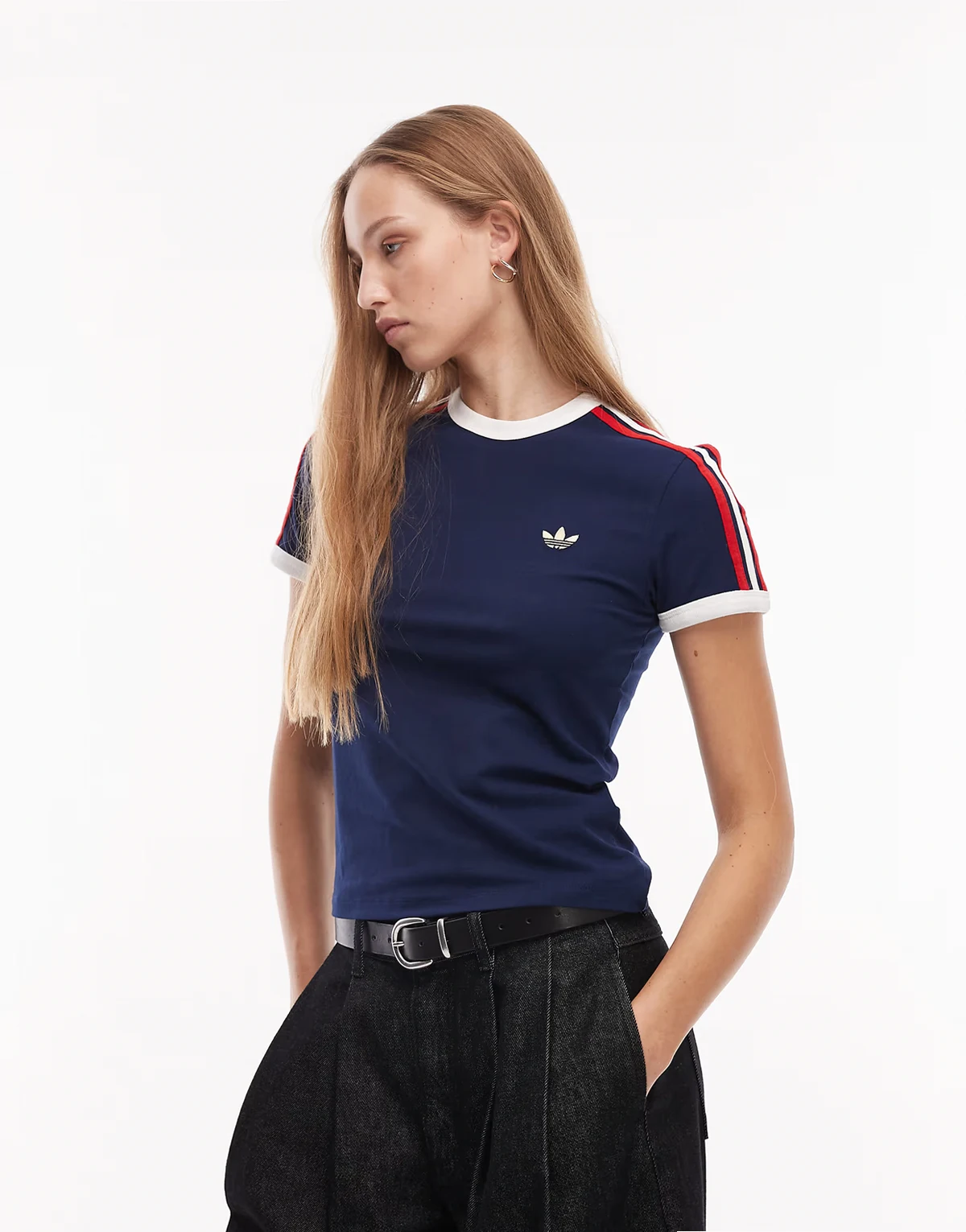 3 stripe t-shirt in navy with red detailing