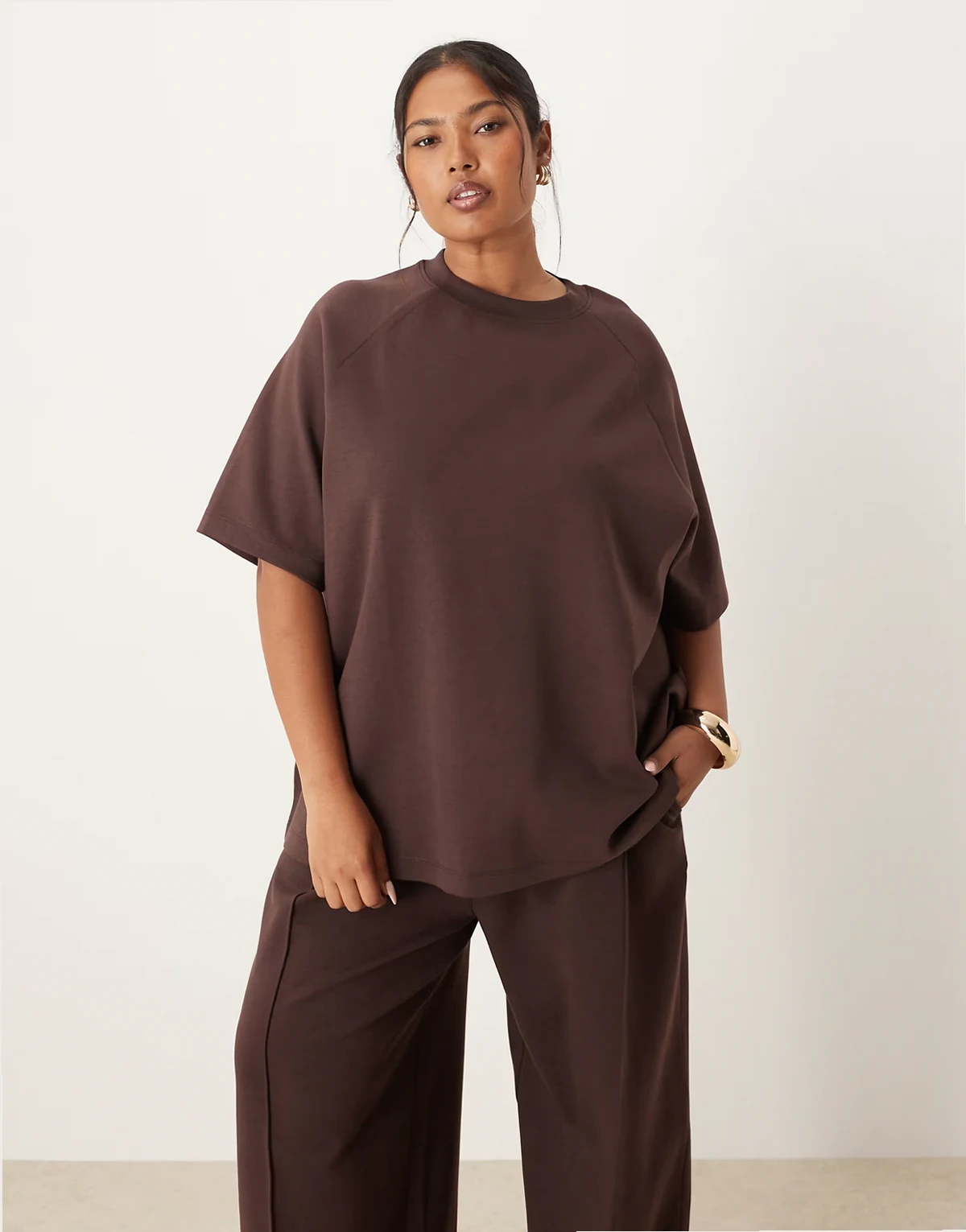 ASOS DESIGN Curve interlock raglan T-shirt in chocolate - part of a set