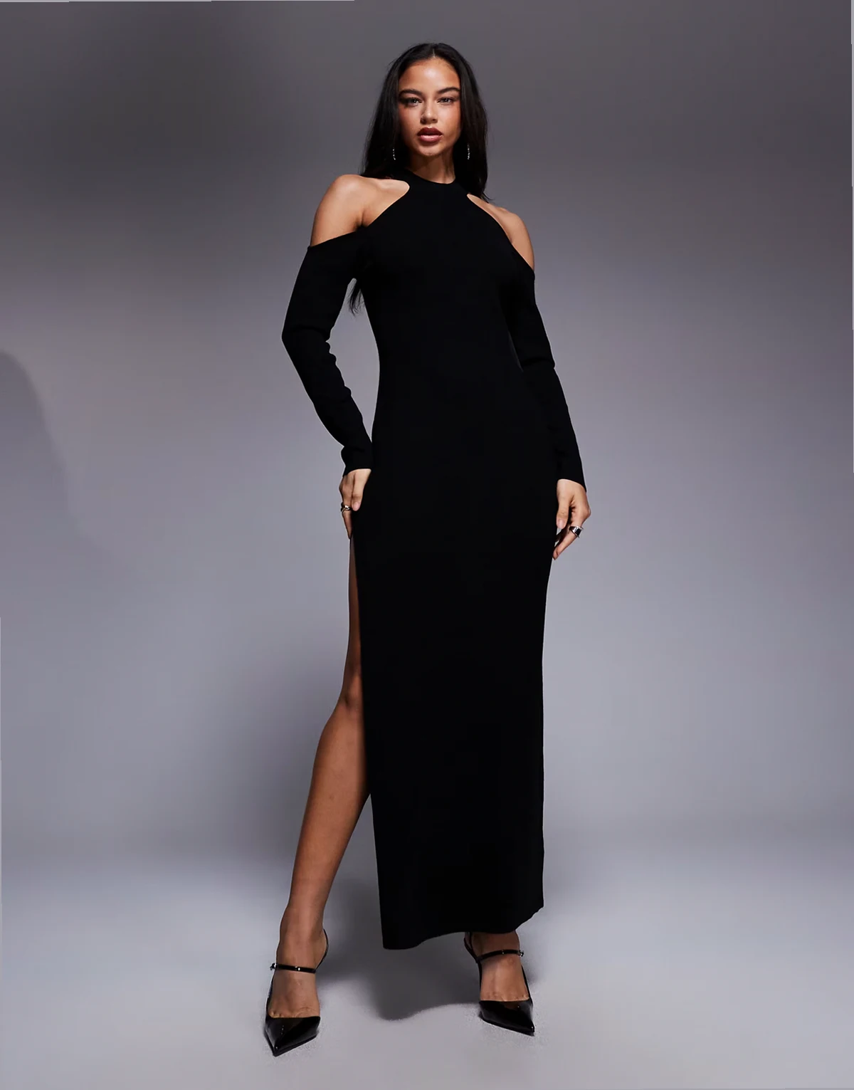 ASOS X THE SOURCED COLLECTION – Strickkleid in Schwarz mit transparentem Einsatz