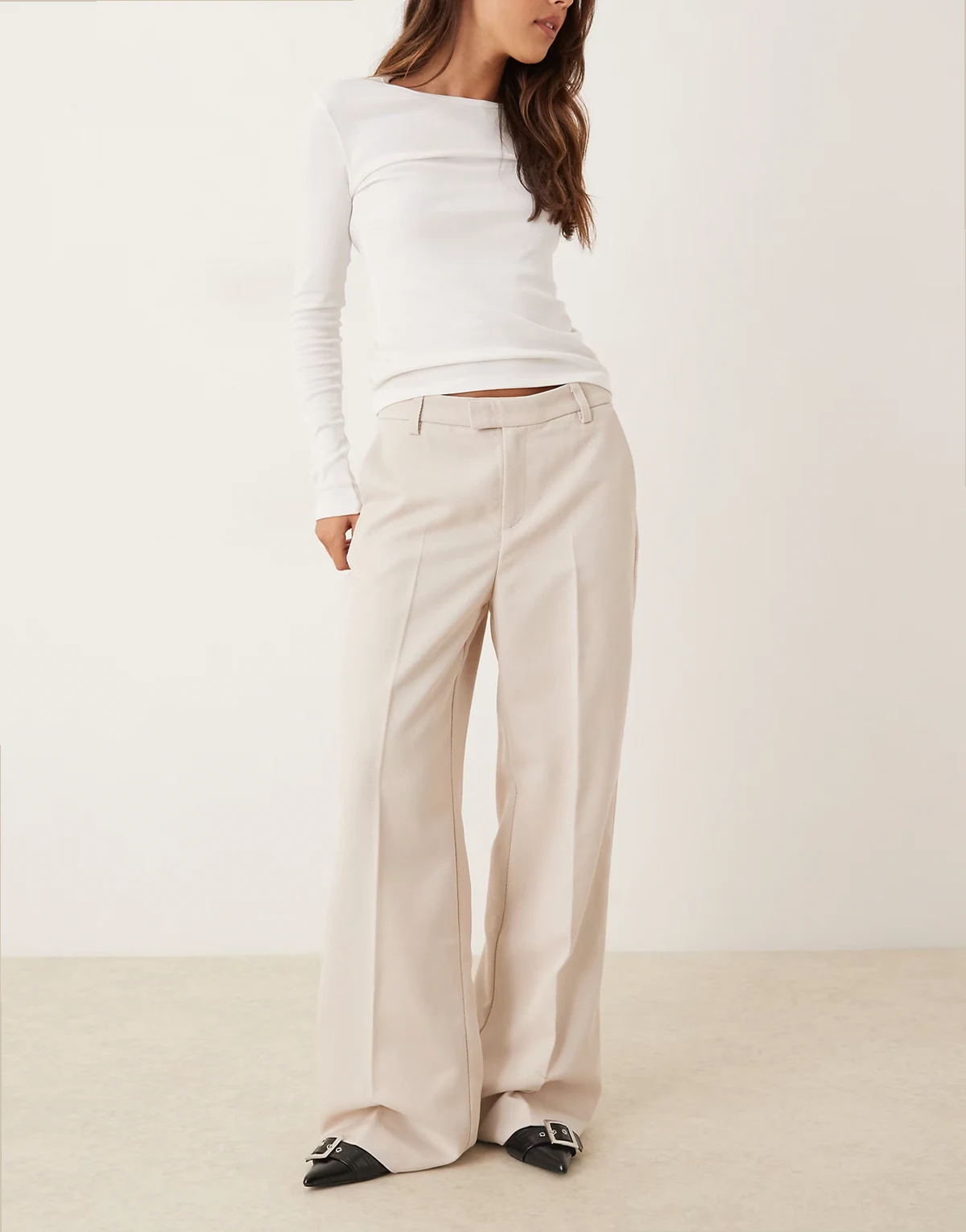 – Elegante Hose in Beige mit weitem Bein