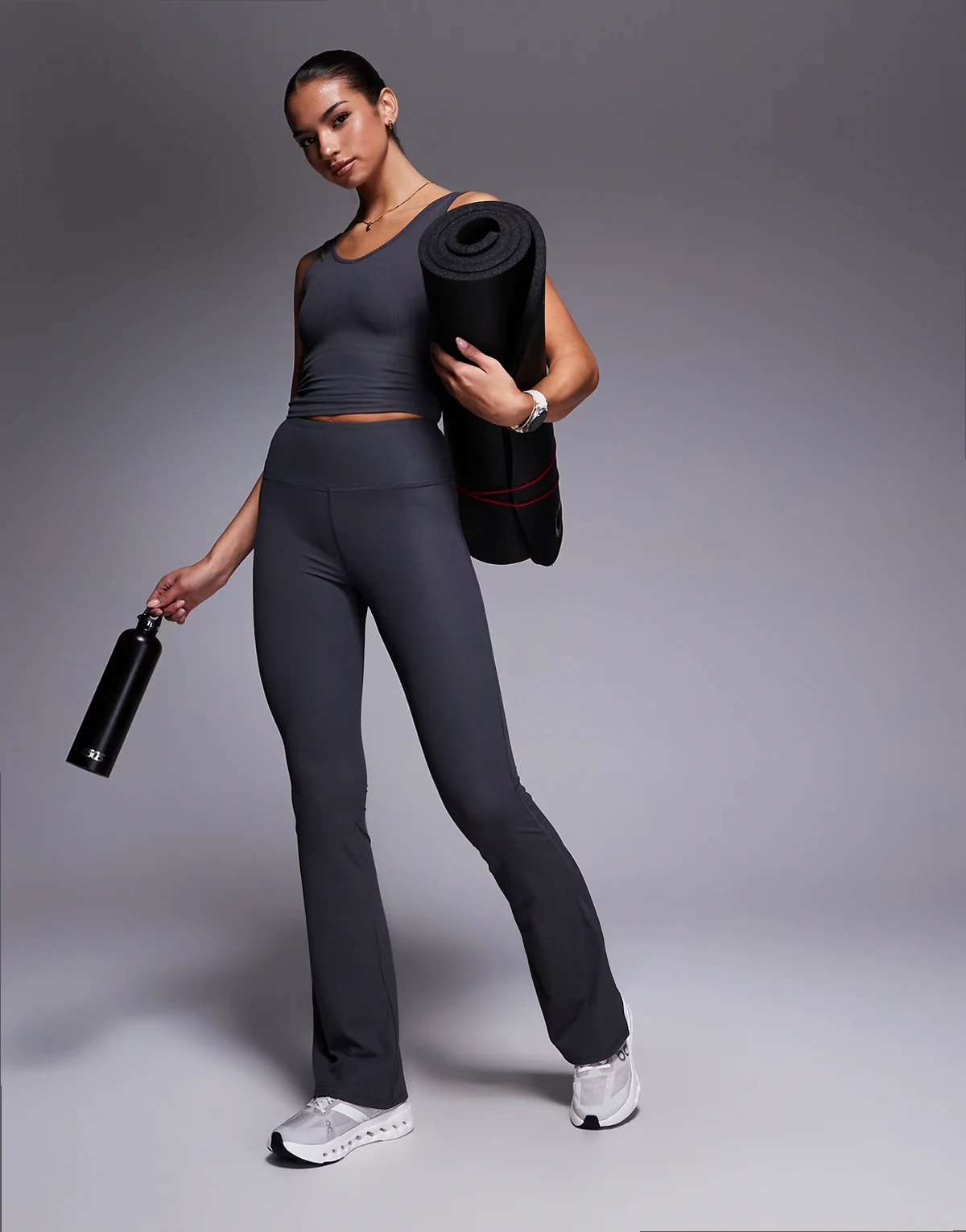 soft touch rib knit slim kick yoga leggings in dark gray