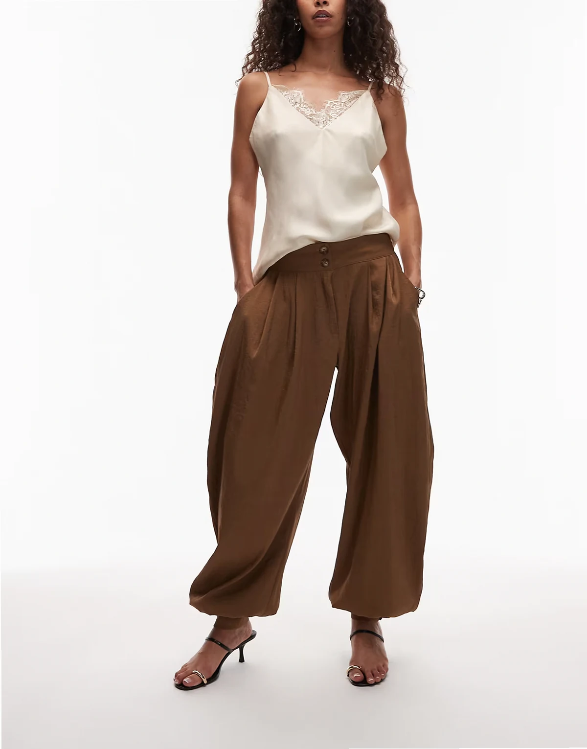 – Oversize-Ballonhose in Braun