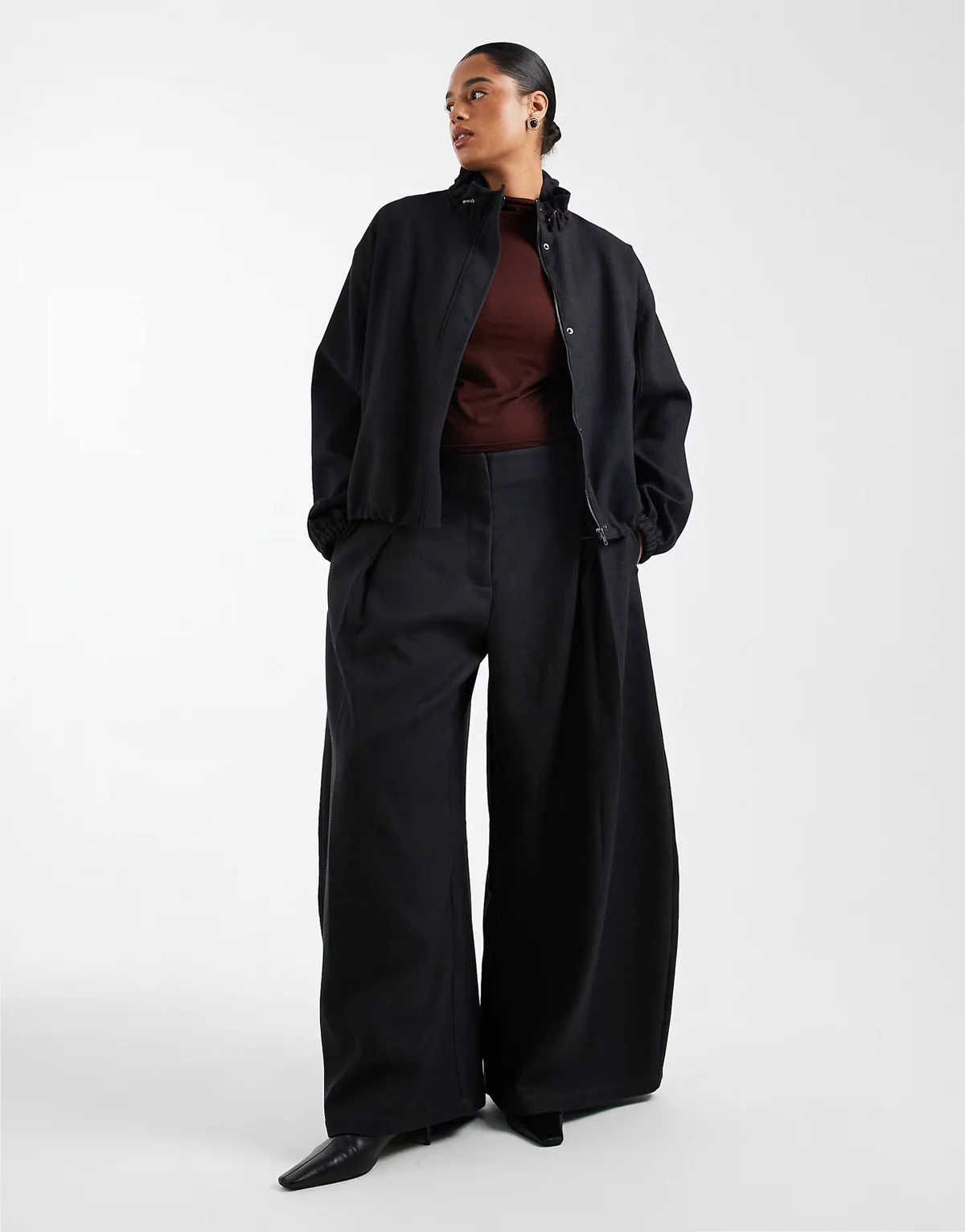 ASOS DESIGN Curve – Grafitowe eleganckie spodnie z bardzo szerokimi nogawkami