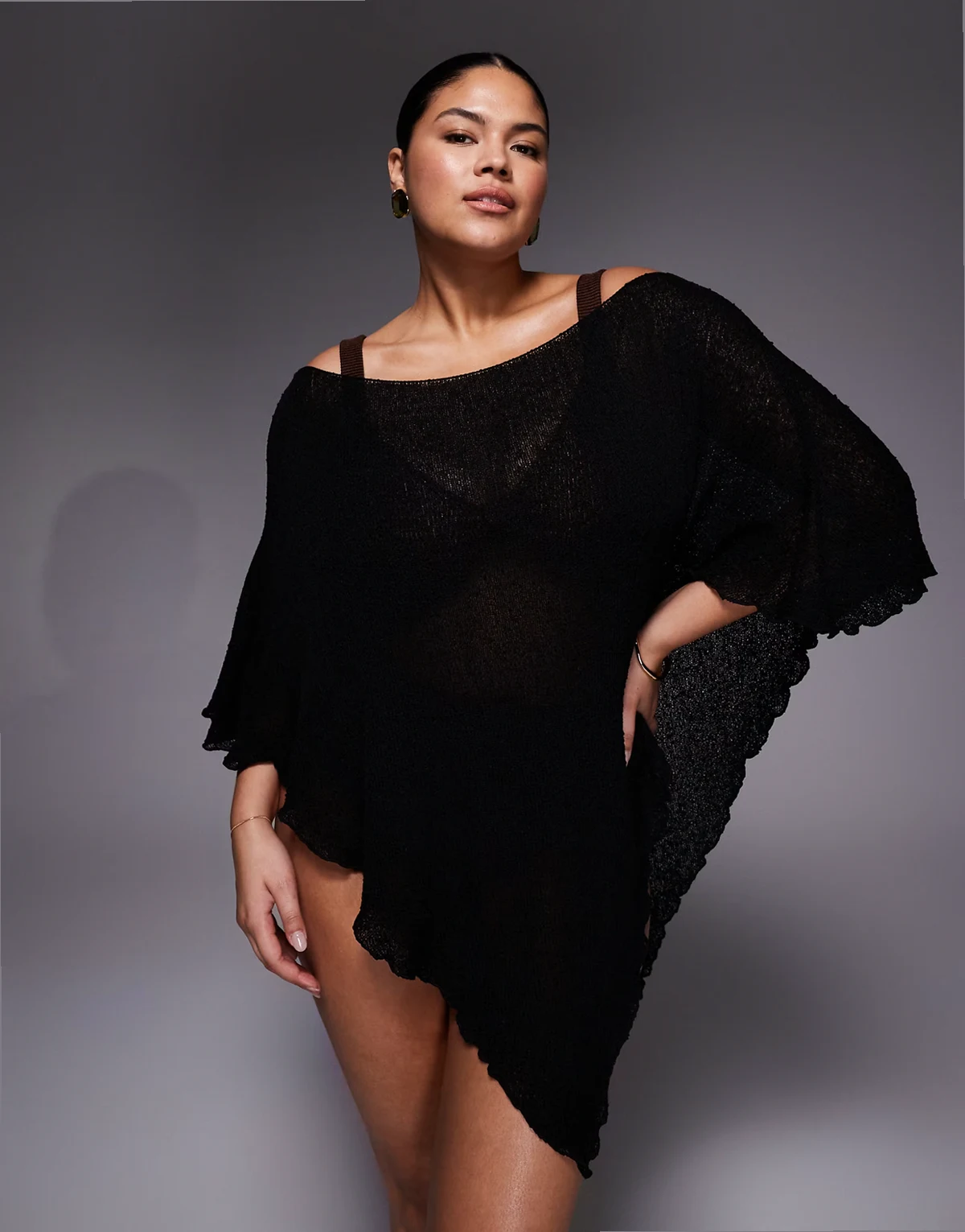 ASOS DESIGN Curve – Czarne dzianinoweponczo plażowe