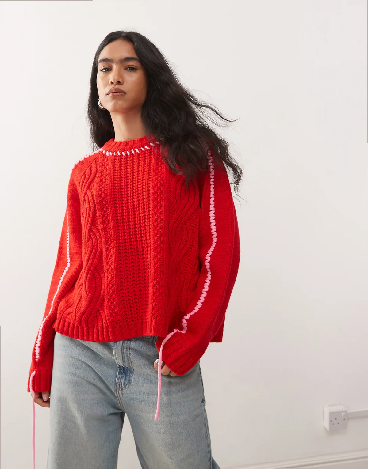 – Strickpullover mit grobem Zopfmuster