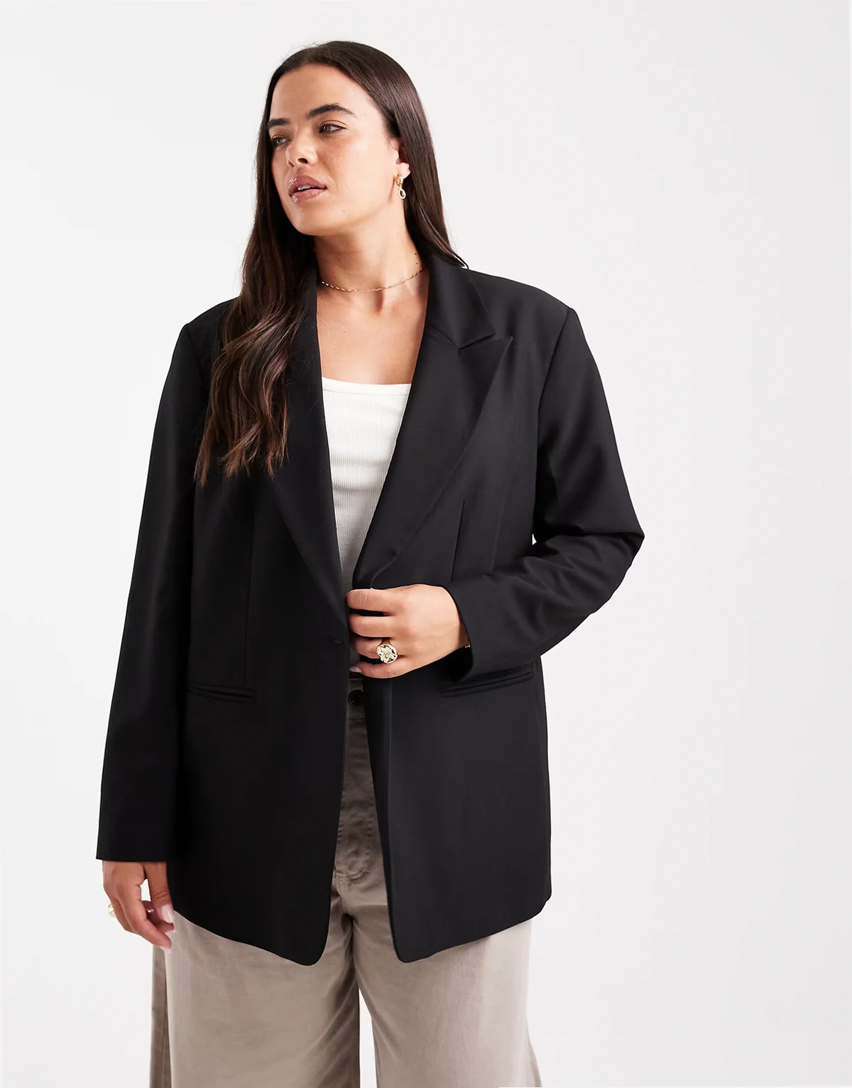 Curve – Eleganter Relaxed Fit Blazer in Schwarz