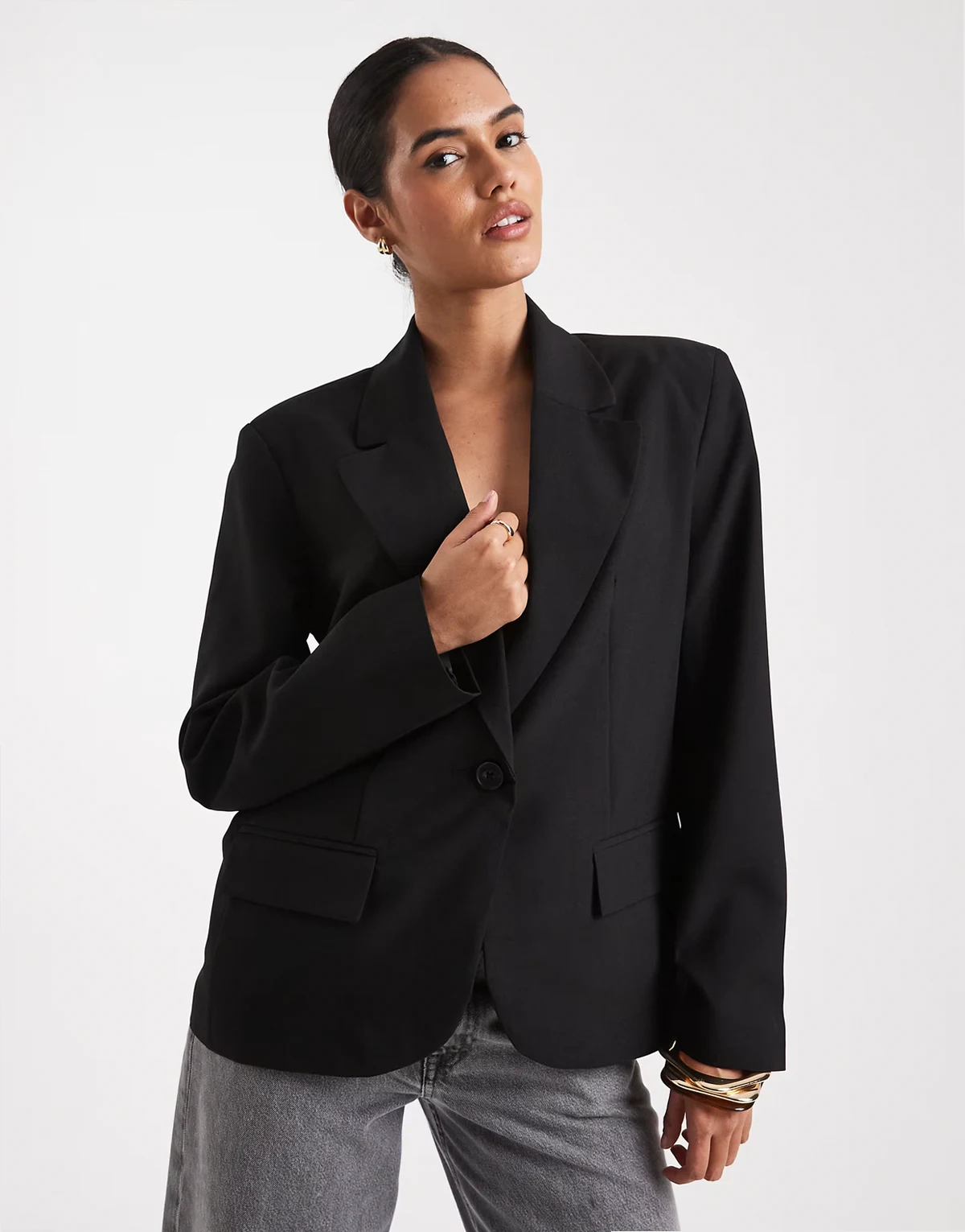 – Eleganter, ungefütterter Relaxed-Fit-Blazer in Schwarz