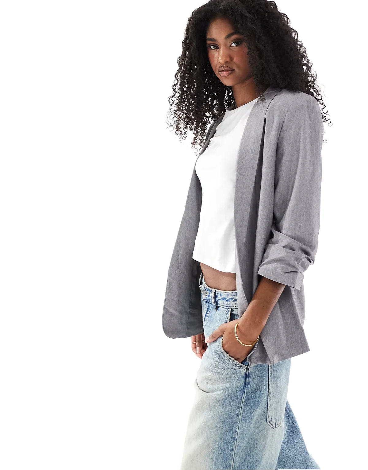 – Blazer in Hellgrau meliert mit gerafften Ärmeln