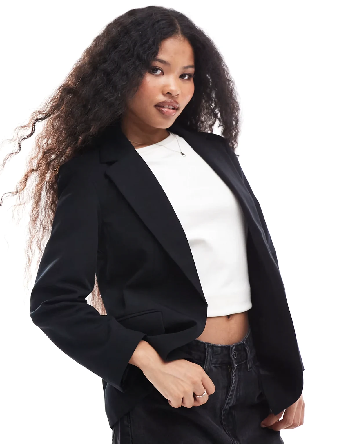– Essential – Blazer in Schwarz mit lockerem Schnitt