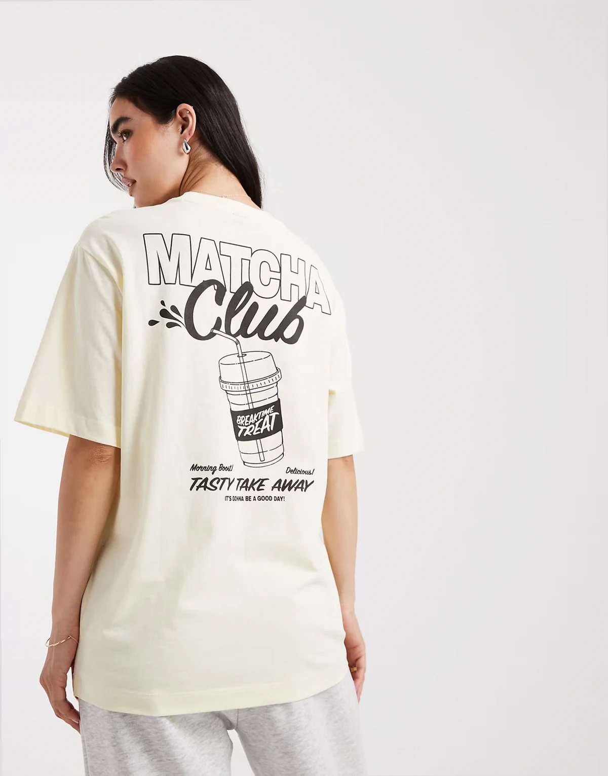 – Oversize-T-Shirt in Blassgelb mit „Matcha Club“-Print