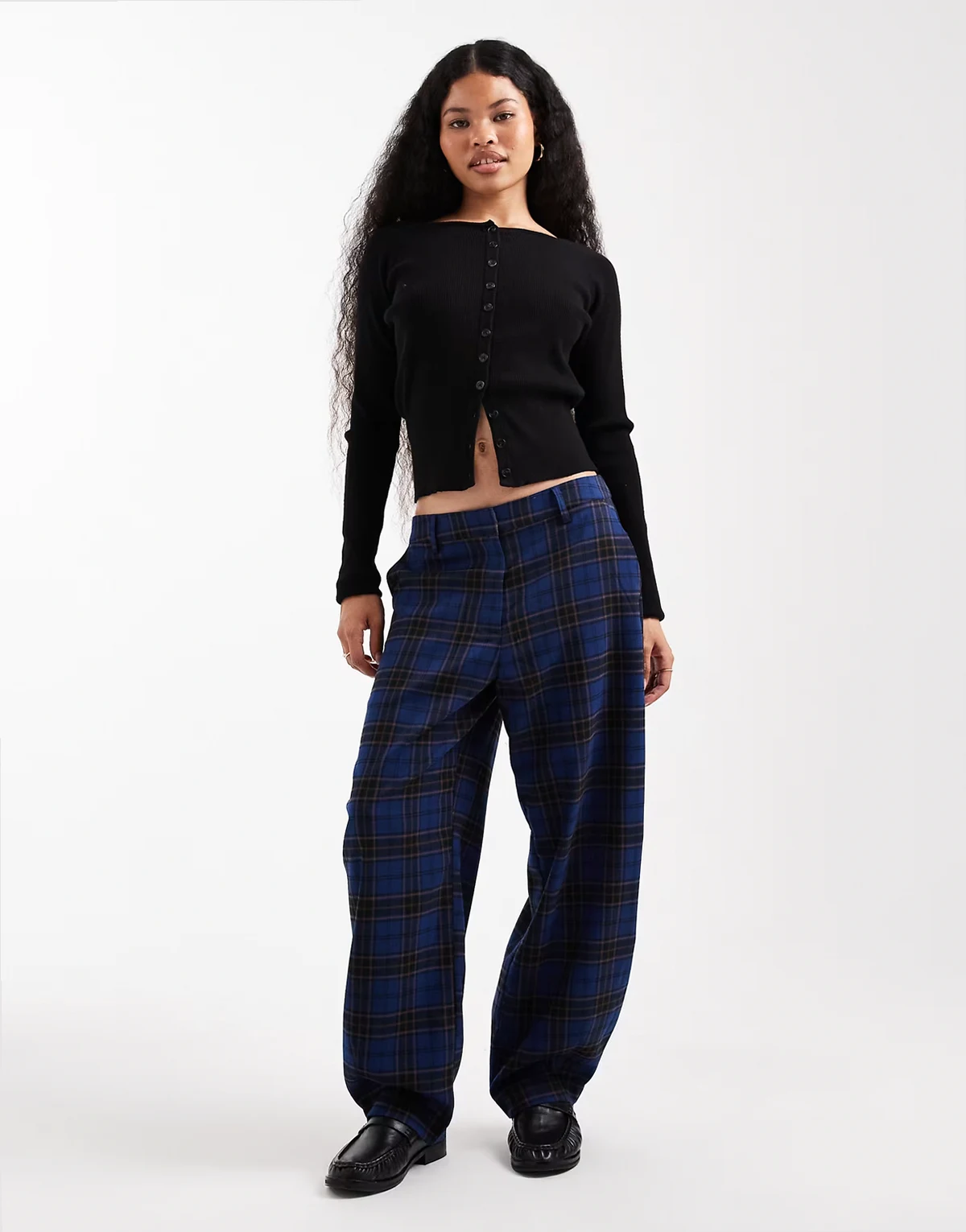 Petite – Elegante Barrel-Leg-Hose in Blau mit Karomuster, Kombiteil