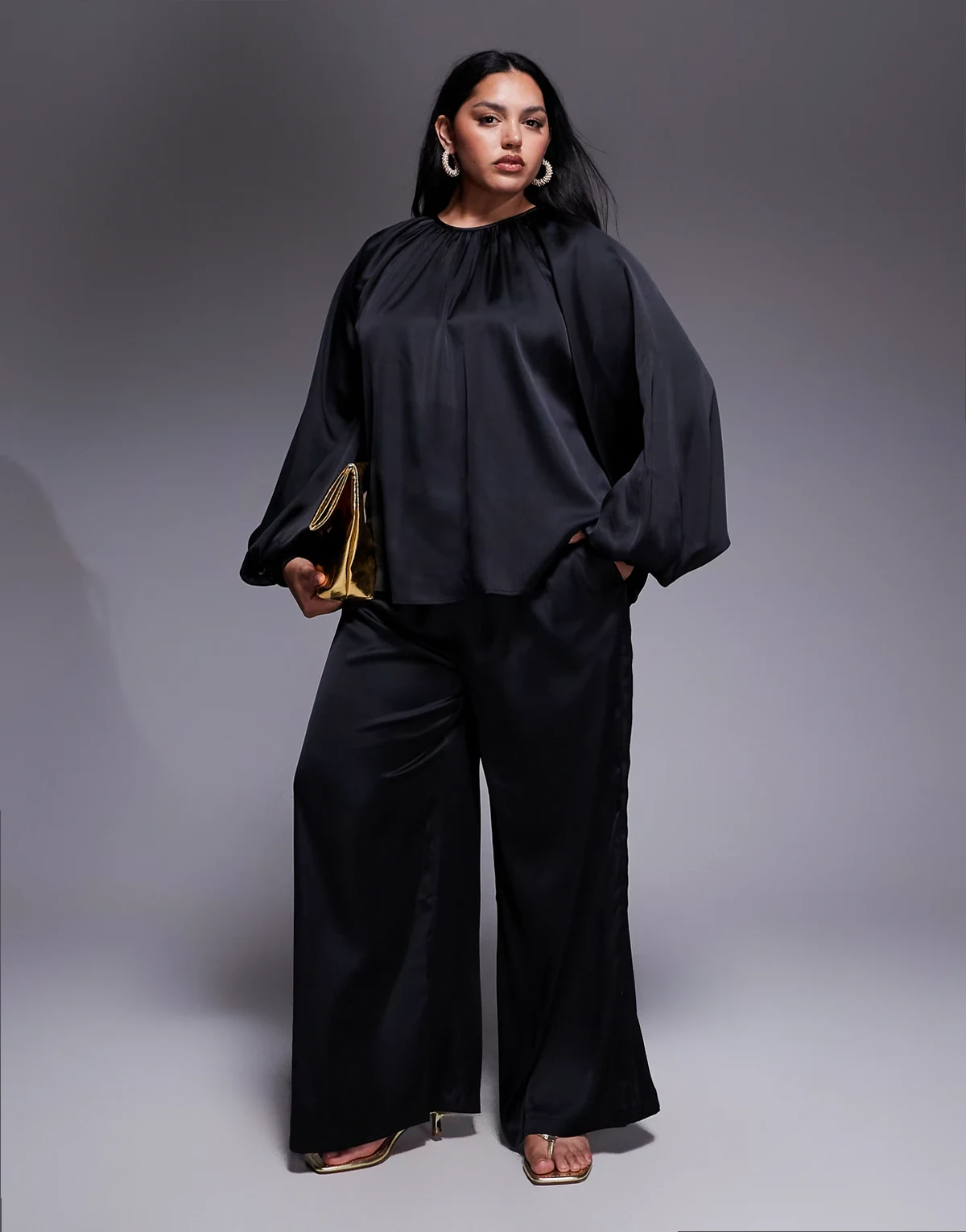 ASOS DESIGN Curve – Czarne satynowe spodnie z szerokimi nogawkami, część zestawu