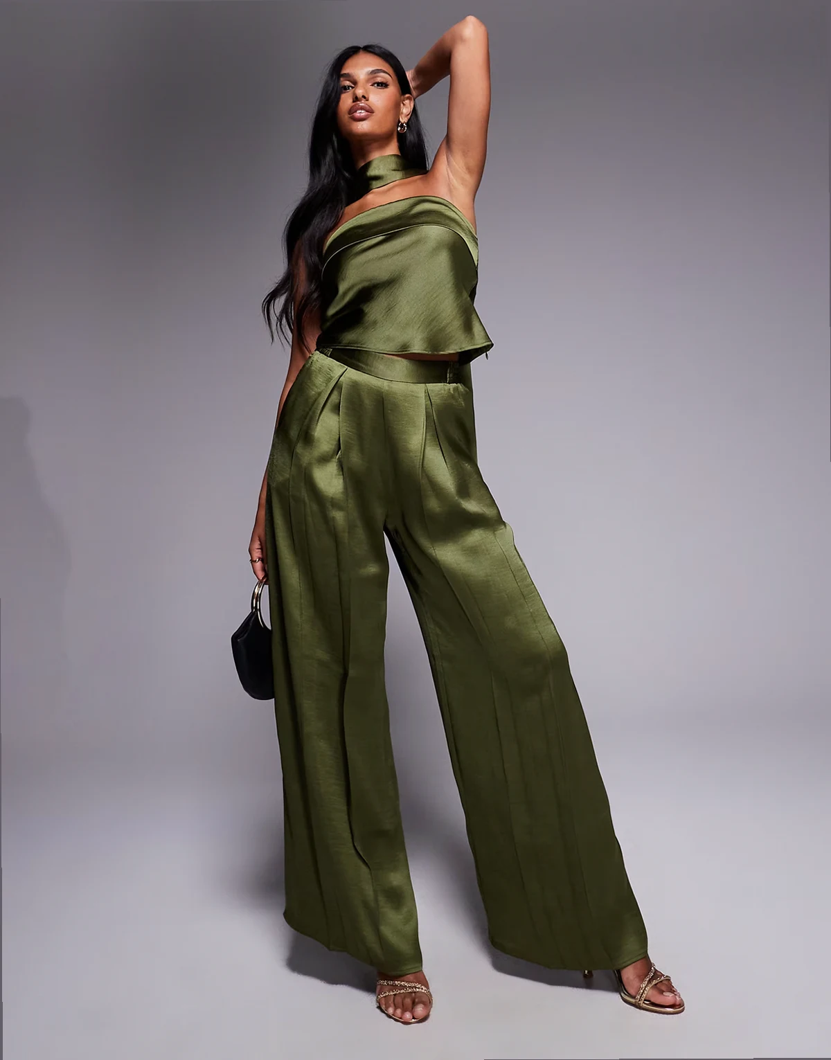 tailored pants in Olive