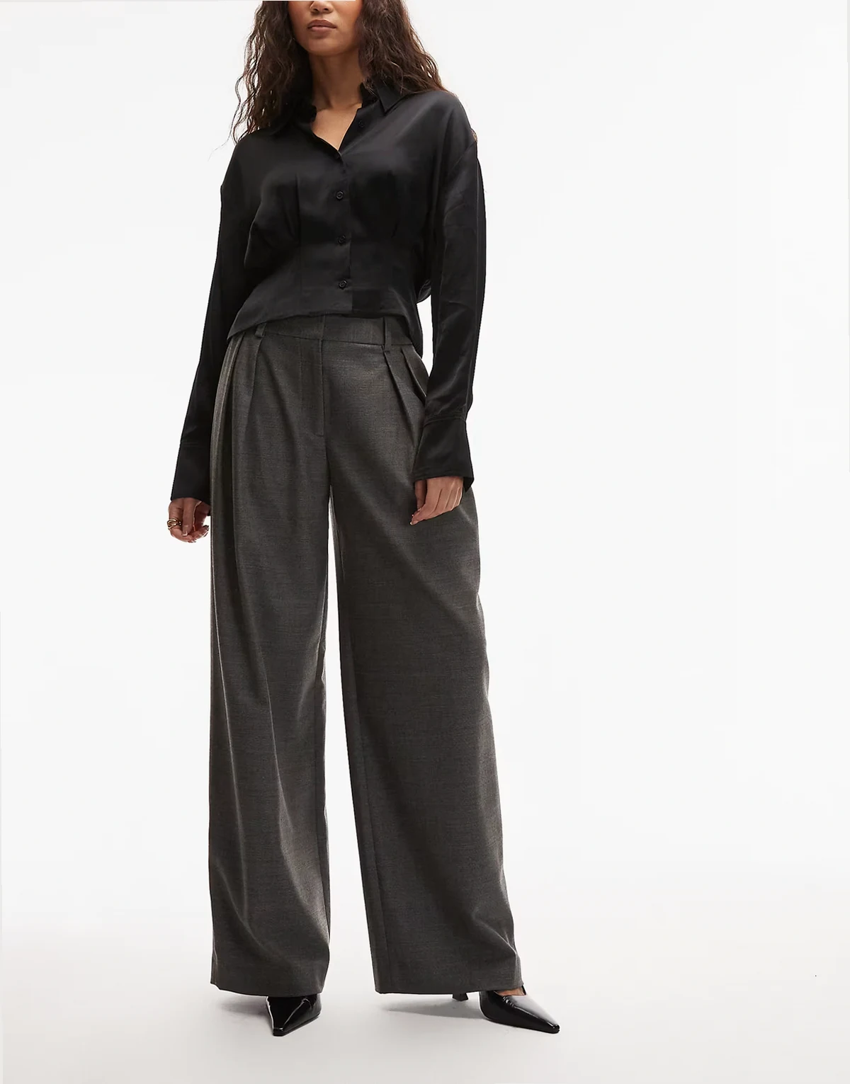wool mix tailored pants with front pleat in dark gray