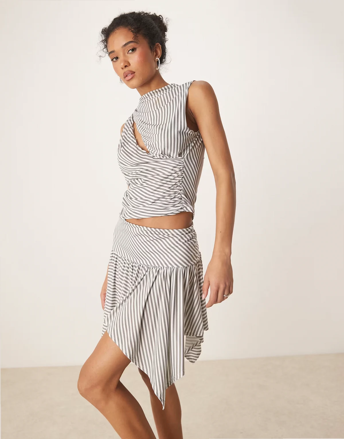 handkerchief hem skirt in gray stripes - part of a set