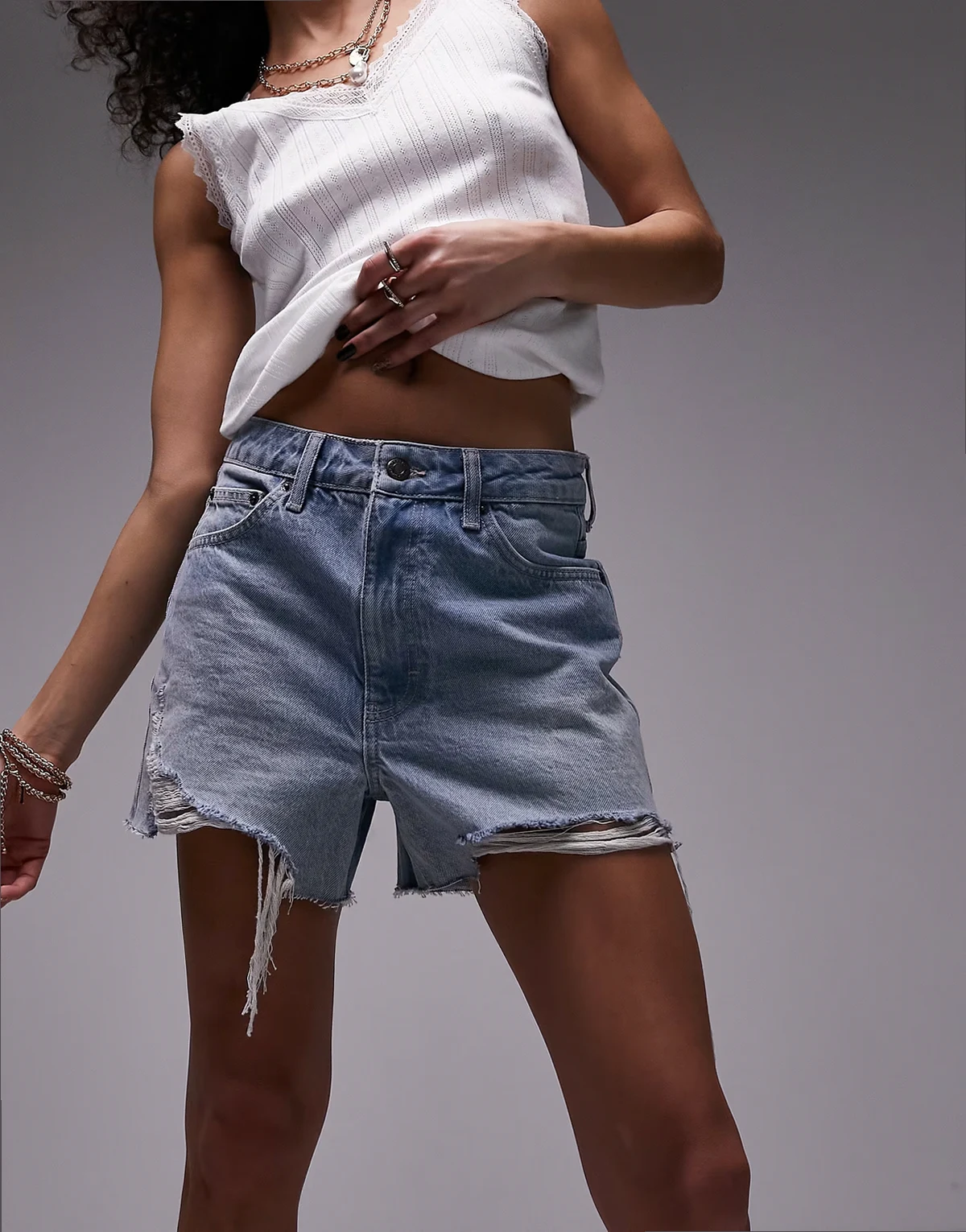 denim a-line Mom Shorts with rip in vintage blue