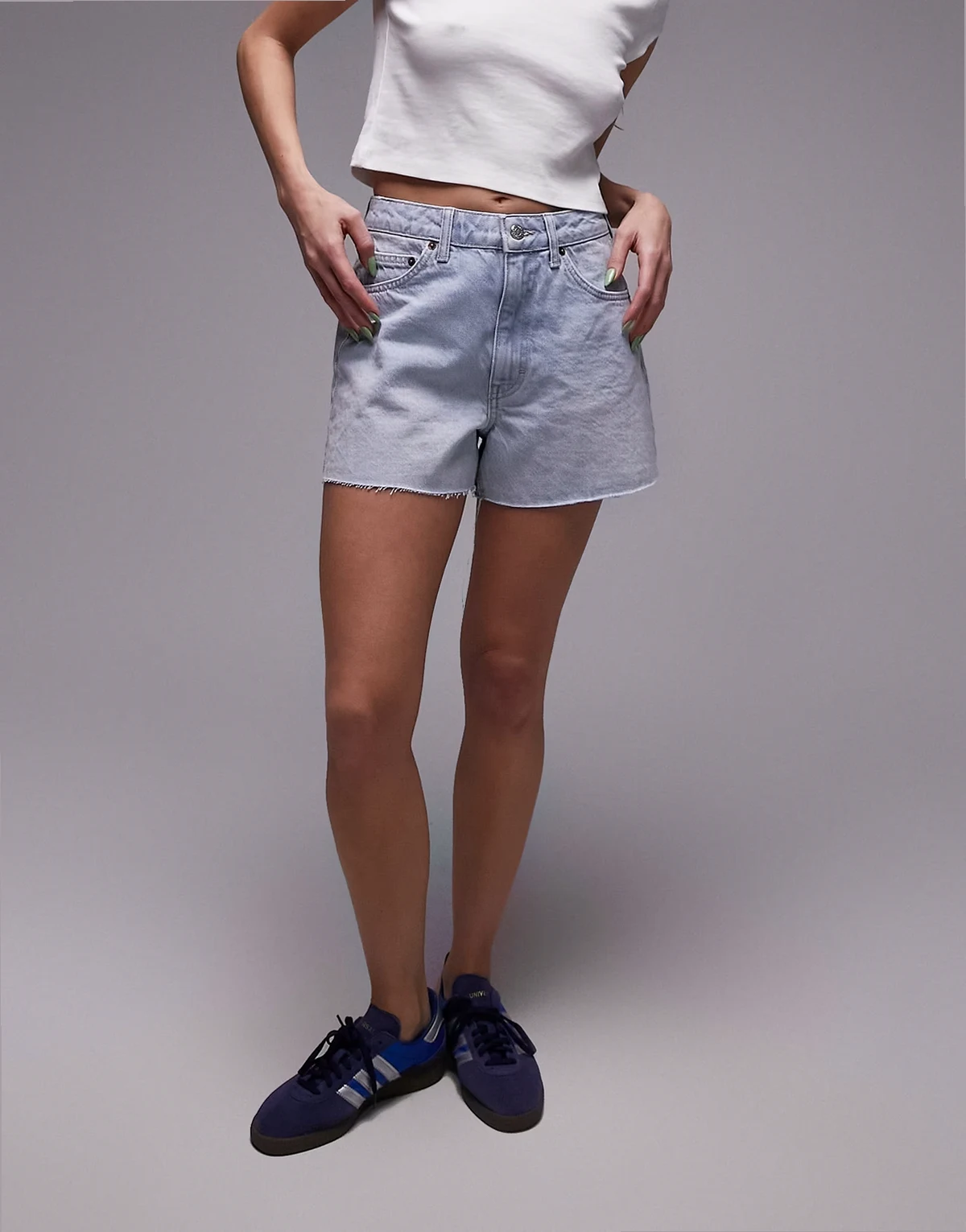denim a-line Mom Shorts in bleach