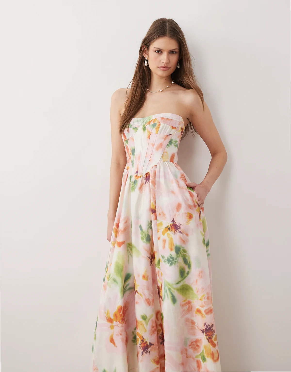 – Lola – Trägerloses Korsett-Midikleid in Rosa mit Blumenmuster