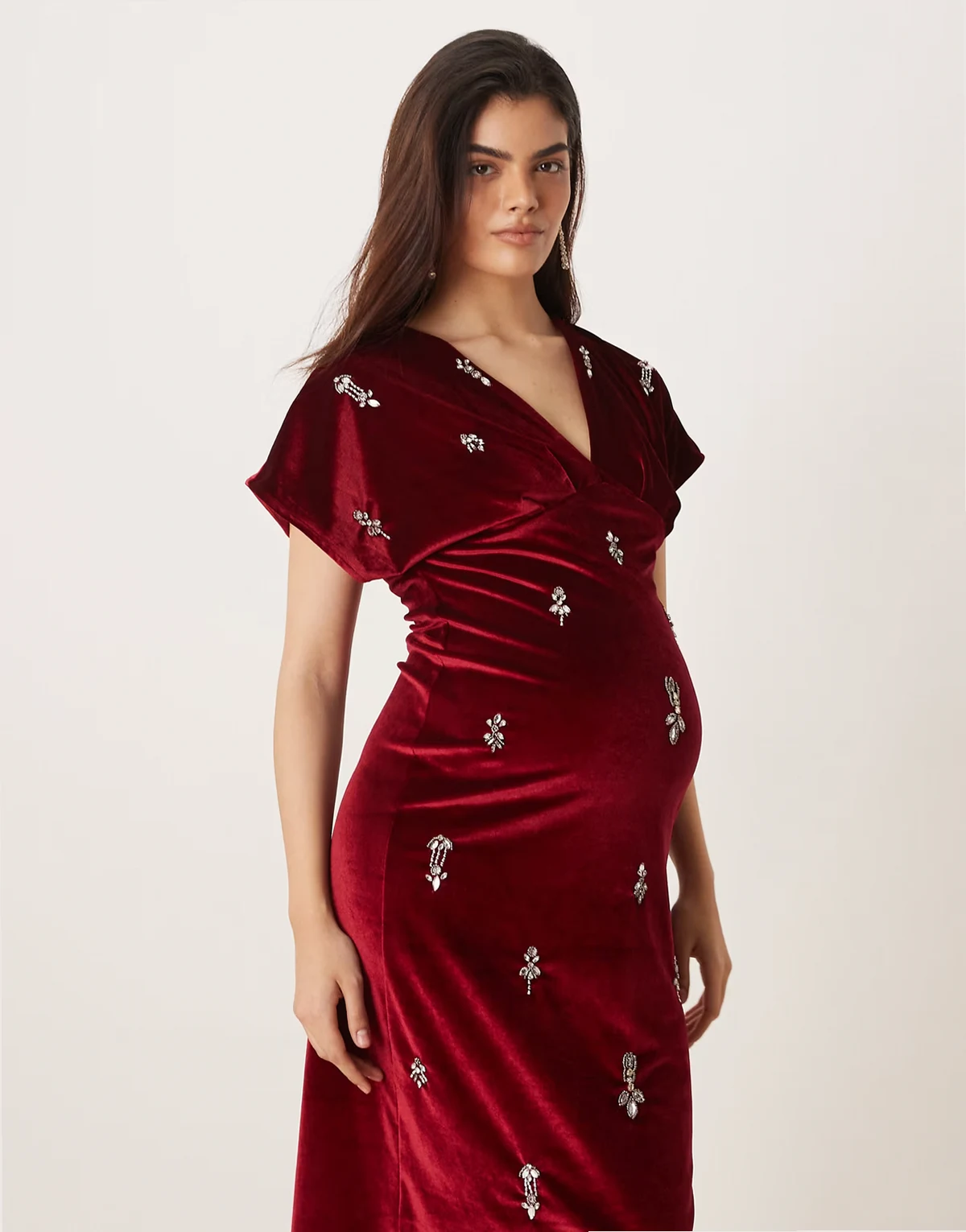 v-neck embellished velvet midi dress in burgundy