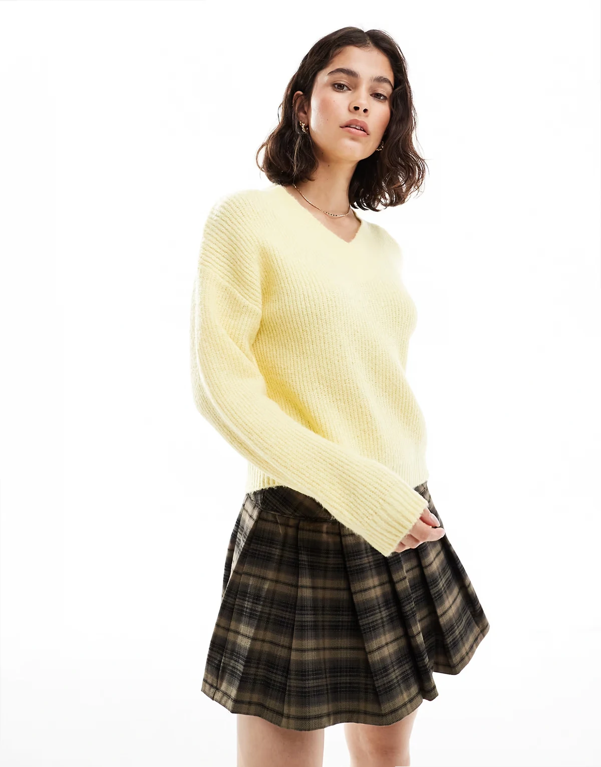 v-neck fisherman knit sweater in butter yellow