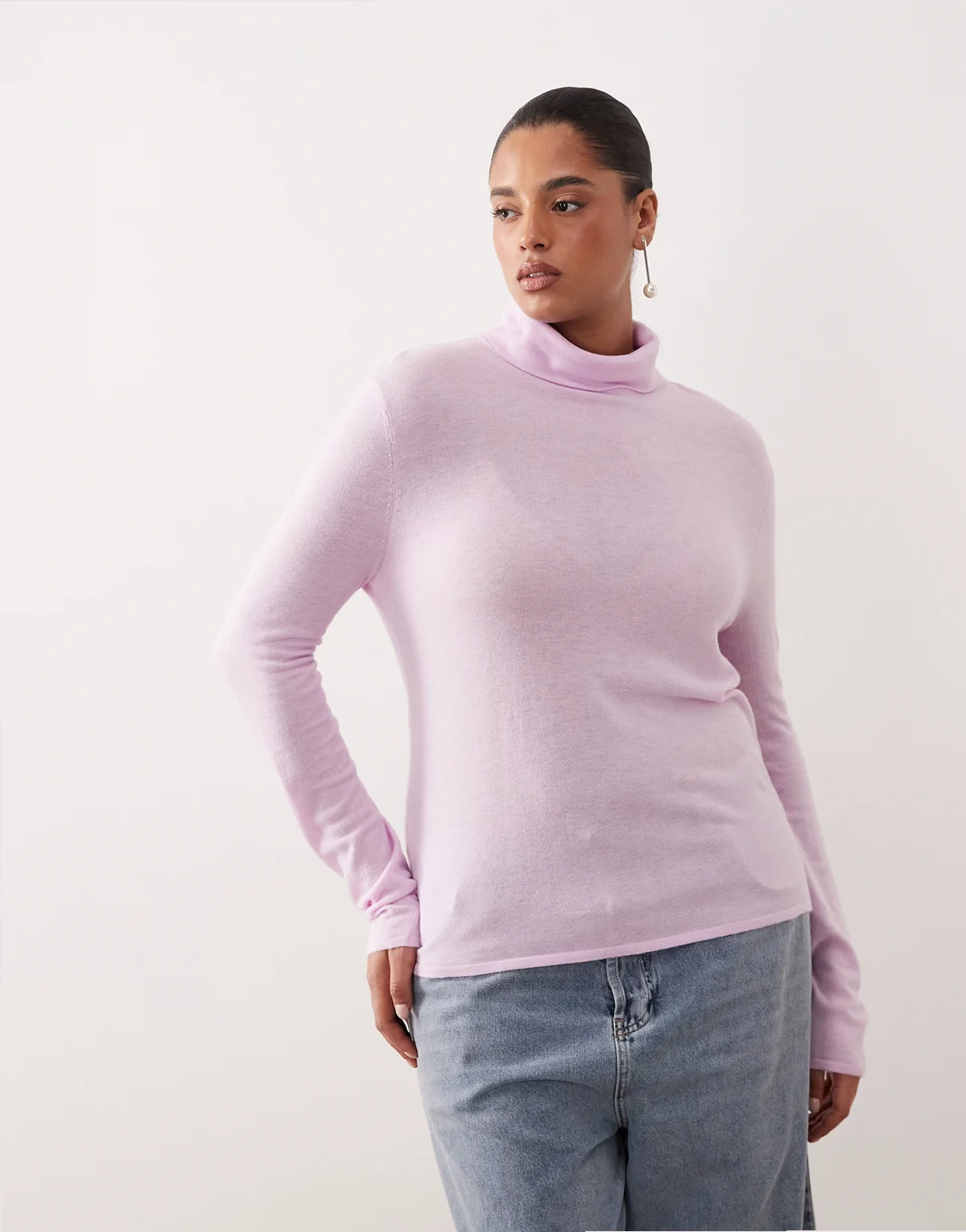 Curve merino wool turtleneck top in light pink