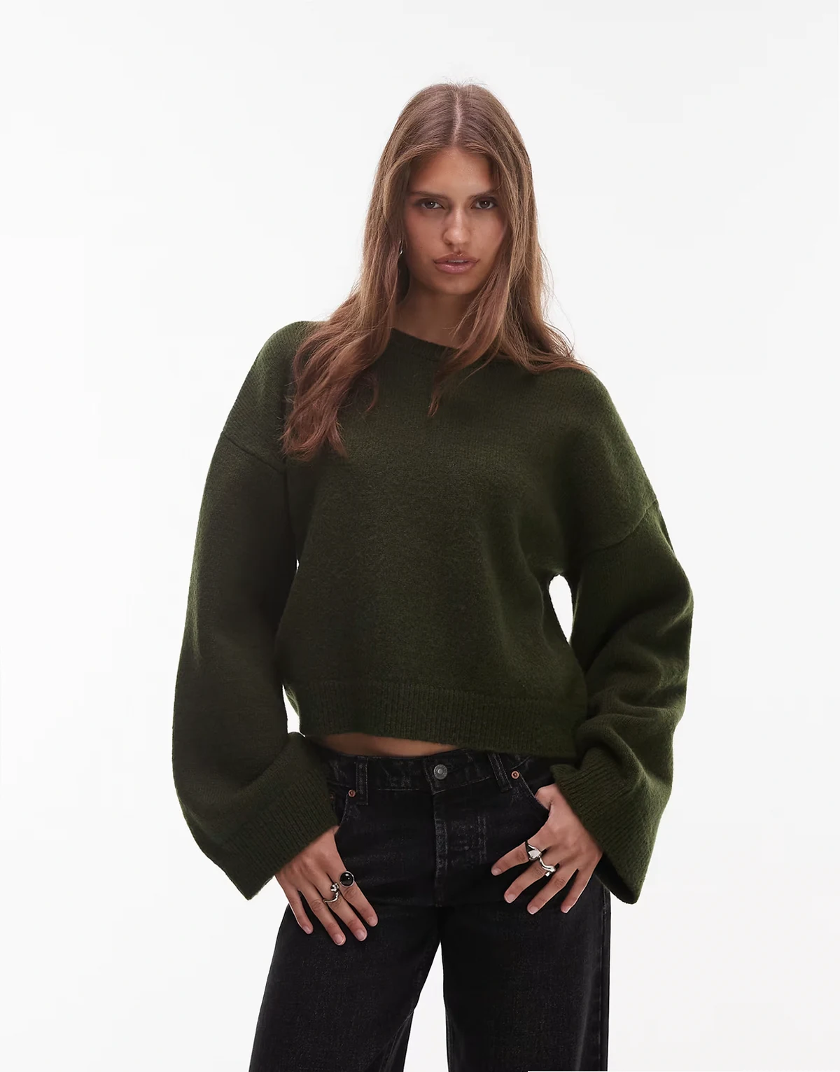 – Sweter oversize z szerokimi rękawami w kolorze khaki
