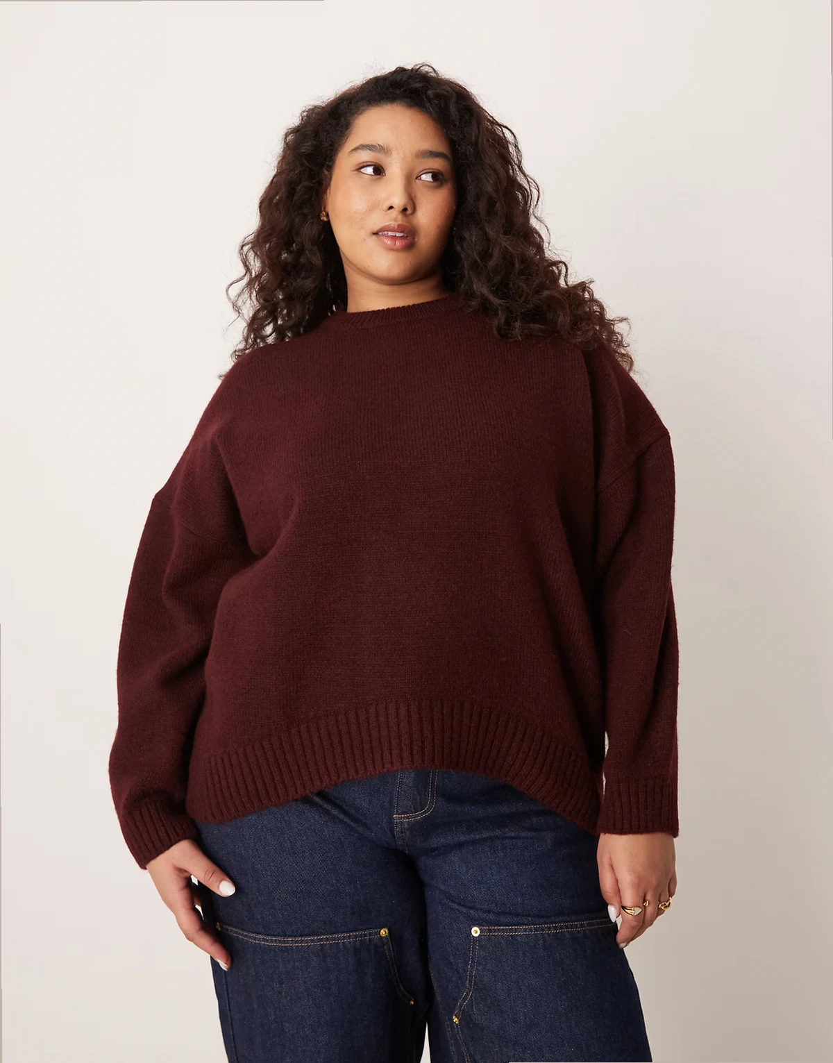 ASOS DESIGN Curve – Śliwkowy sweter oversize z okrągłym dekoltem i zaokrąglonym dołem