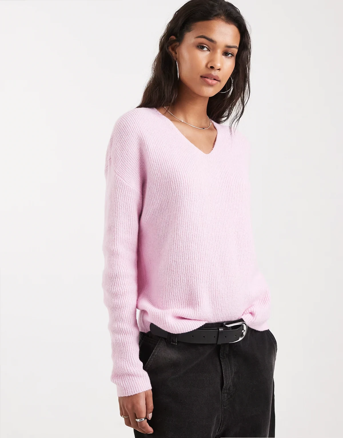 – Weiter Pullover in Hellrosa mit V-Ausschnitt