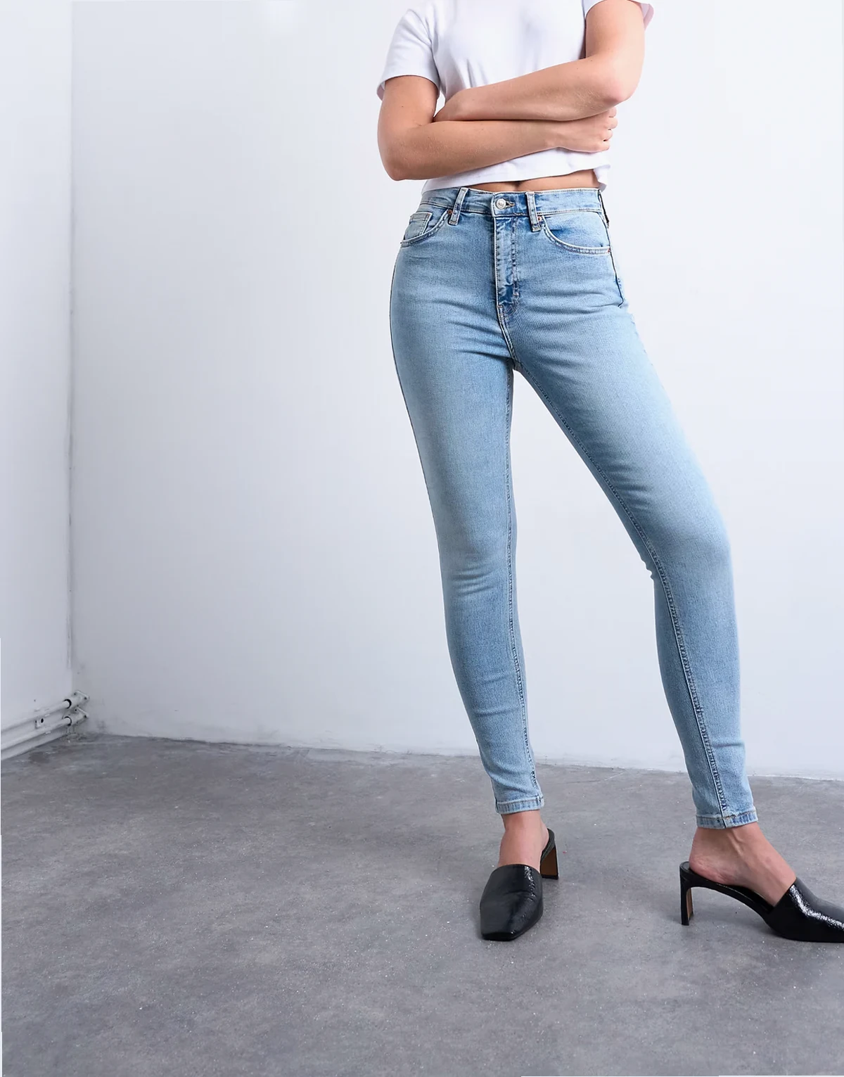 Jamie high rise skinny jeans in bleach