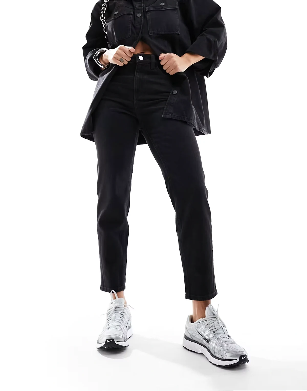 – New Mom – Relaxed-Fit-Jeans in Schwarz